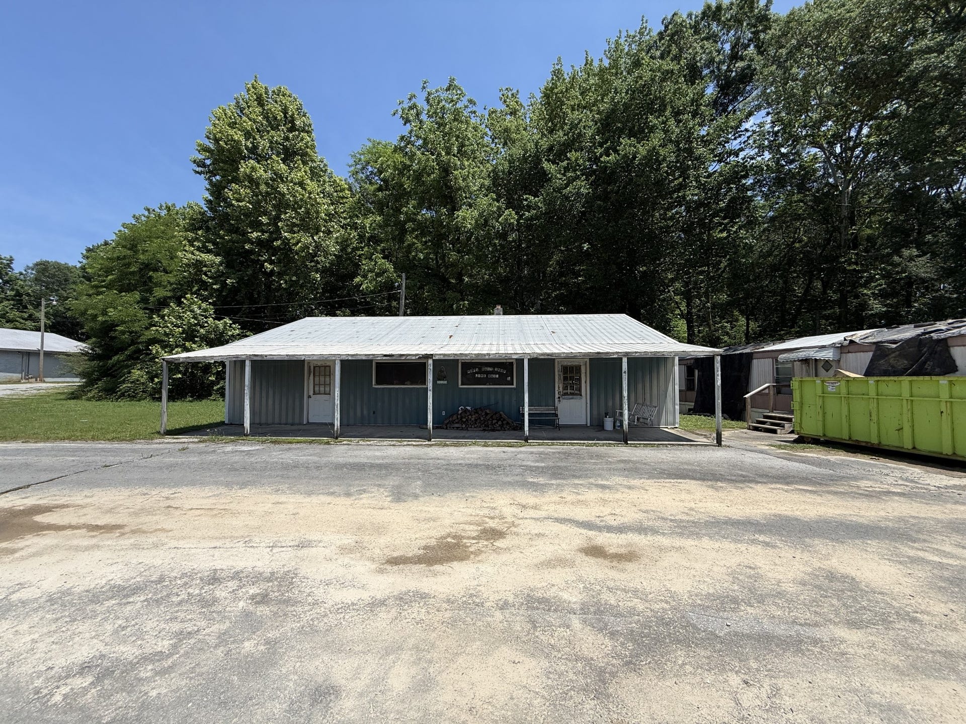 3295 Hillsboro Hwy, Manchester, TN 37355 3295 Hillsboro Hwy, Manchester, TN 37355