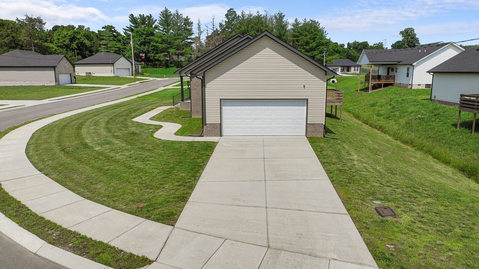 513 Rose Ln, Shelbyville, TN 37160 513 Rose Ln, Shelbyville, TN 37160