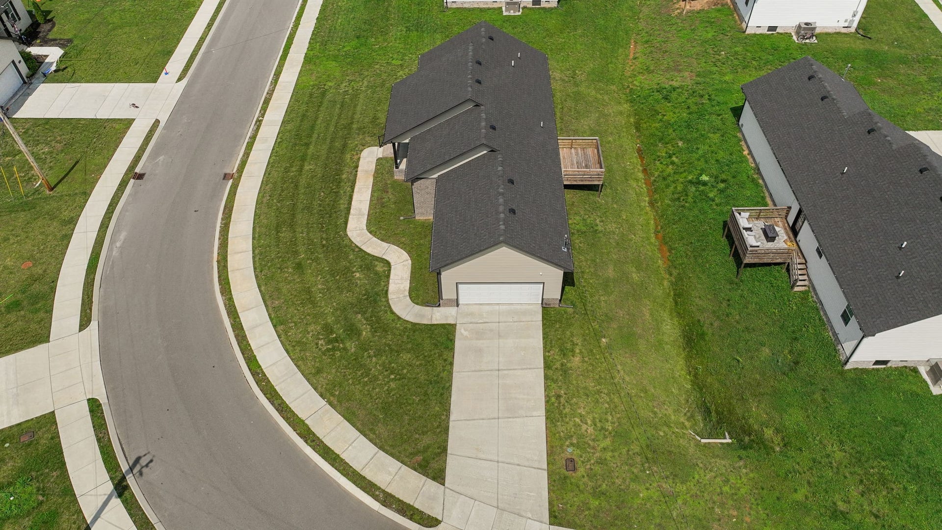 513 Rose Ln, Shelbyville, TN 37160 513 Rose Ln, Shelbyville, TN 37160