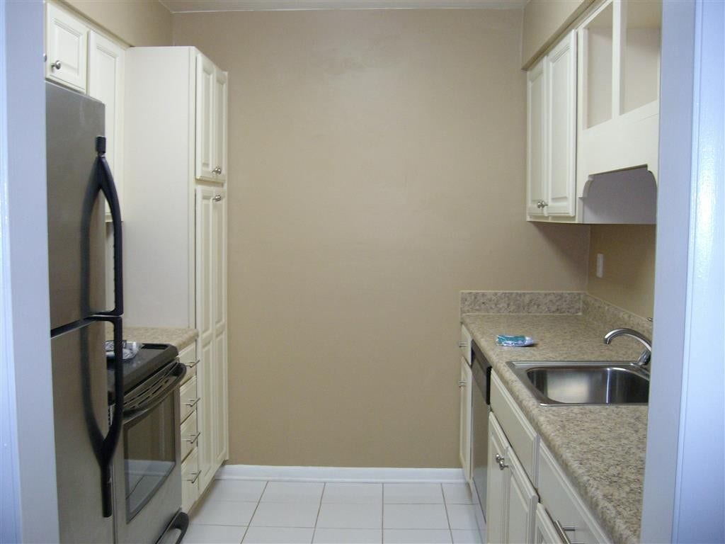 2116 Hobbs Rd, #N12, Nashville, TN 37215 2116 Hobbs Rd, #N12, Nashville, TN 37215