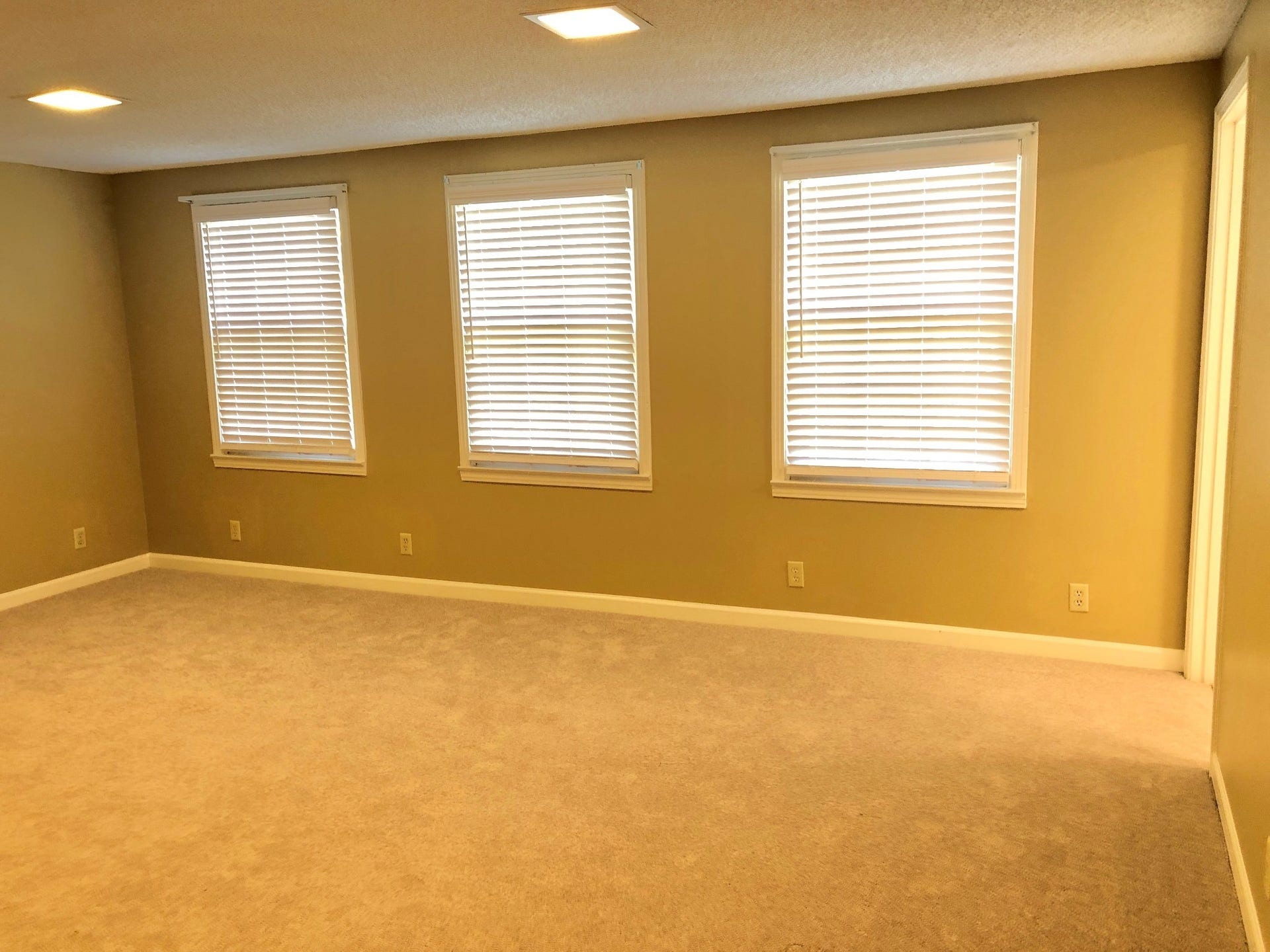 721 Kendall Dr, Nashville, TN 37209 721 Kendall Dr, Nashville, TN 37209