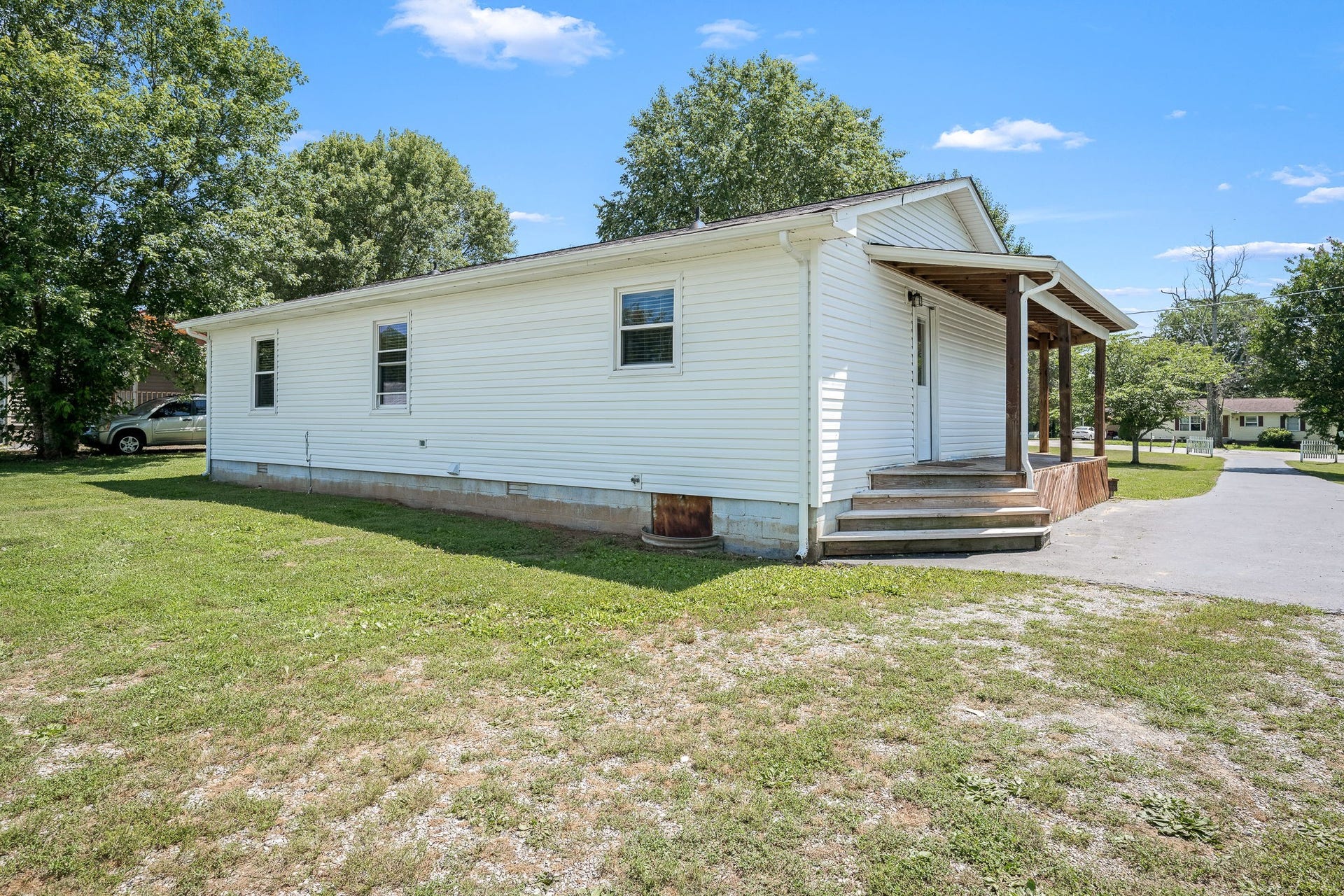 636 Warner Bridge Rd, Shelbyville, TN 37160 636 Warner Bridge Rd, Shelbyville, TN 37160