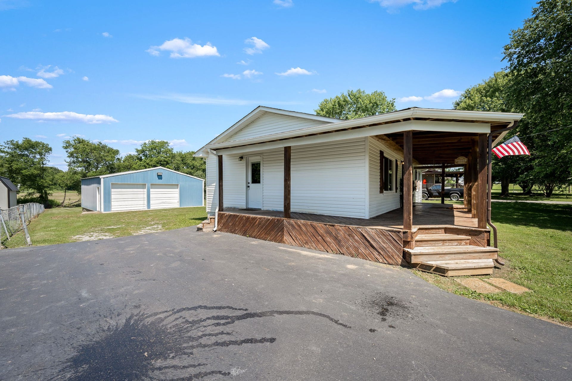 636 Warner Bridge Rd, Shelbyville, TN 37160 636 Warner Bridge Rd, Shelbyville, TN 37160