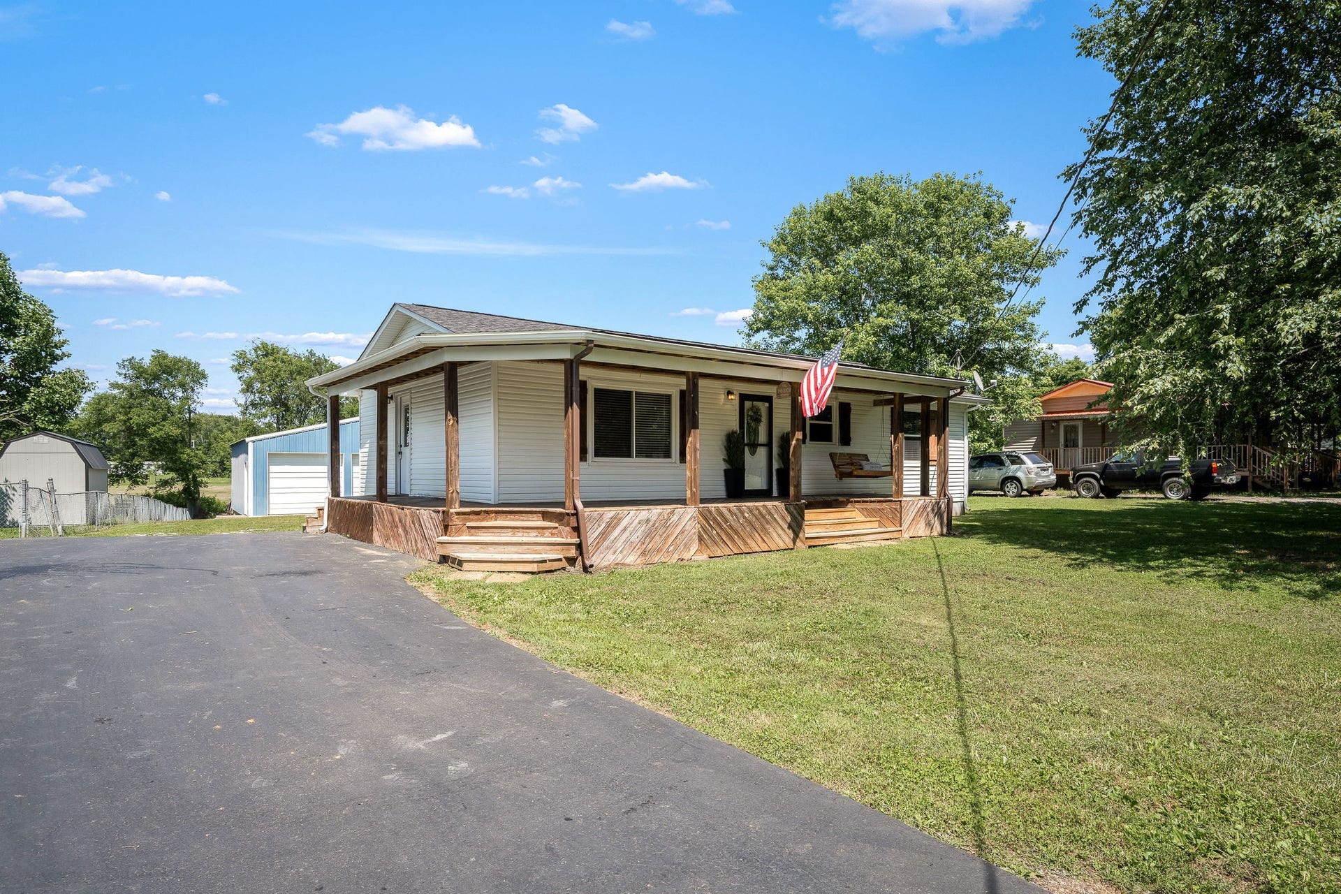636 Warner Bridge Rd, Shelbyville, TN 37160 636 Warner Bridge Rd, Shelbyville, TN 37160