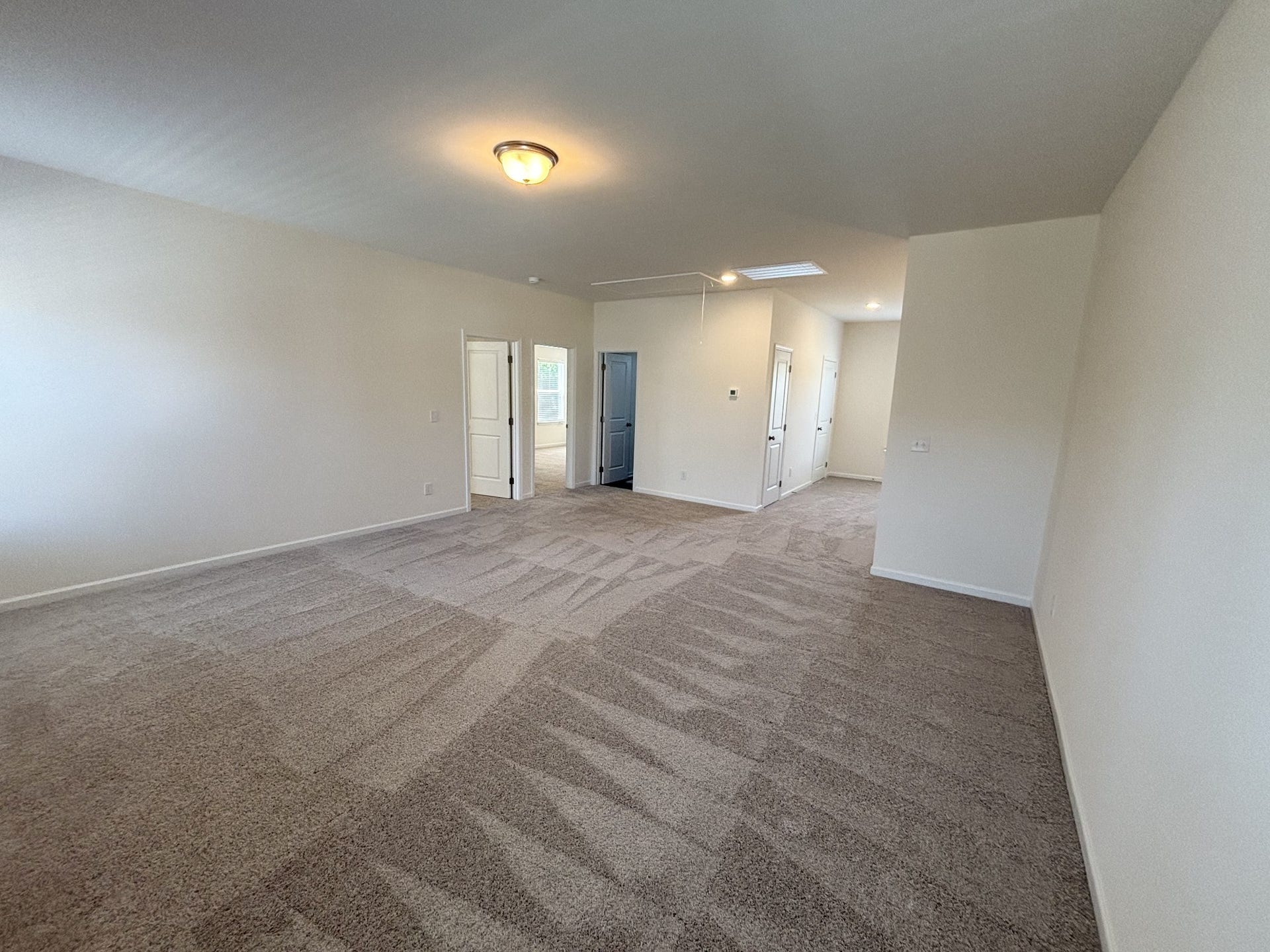 552 Nightengale Ridge Dr, Columbia, TN 38401 Upstairs bonus room