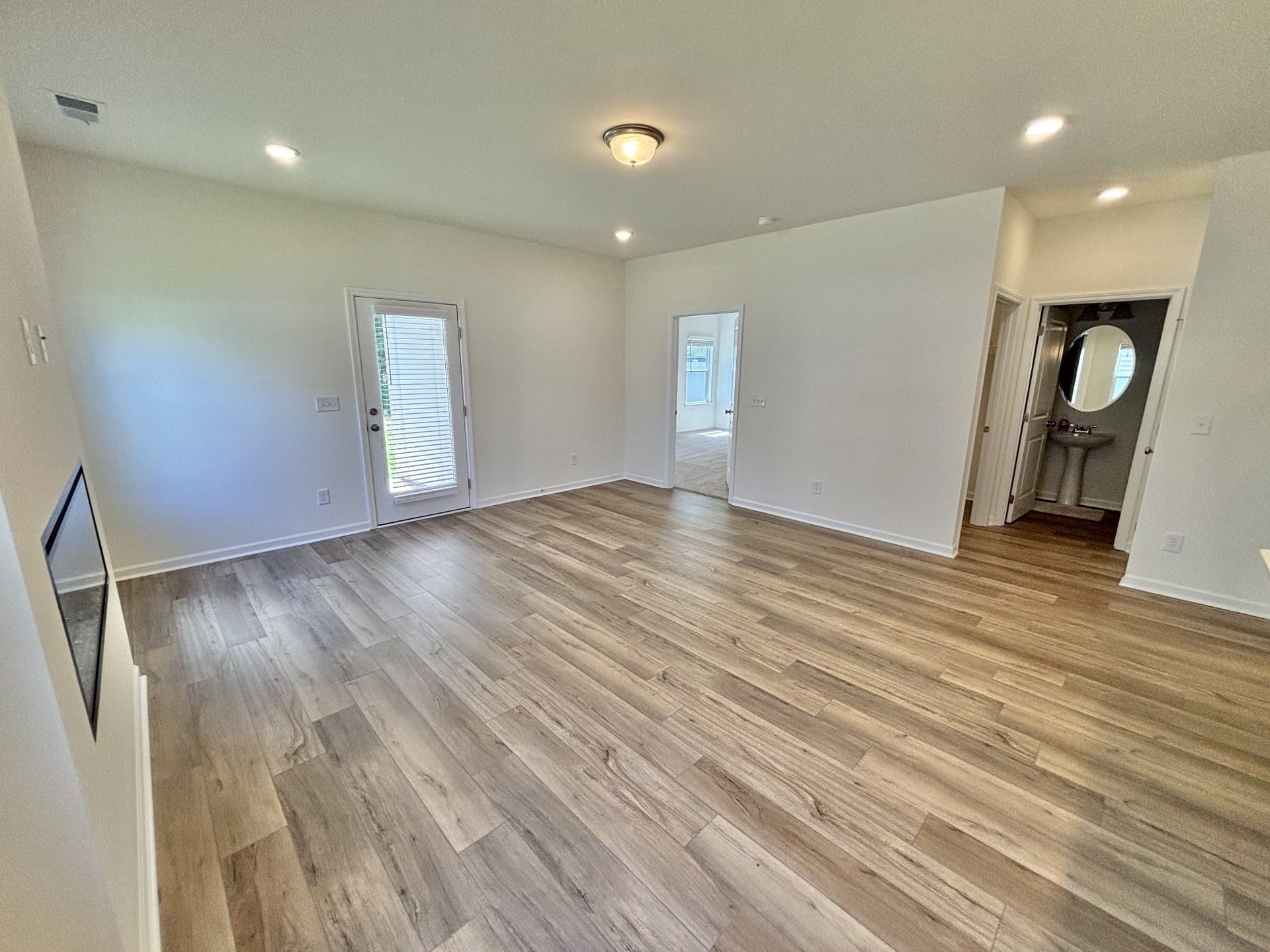 552 Nightengale Ridge Dr, Columbia, TN 38401 552 Nightengale Ridge Dr, Columbia, TN 38401