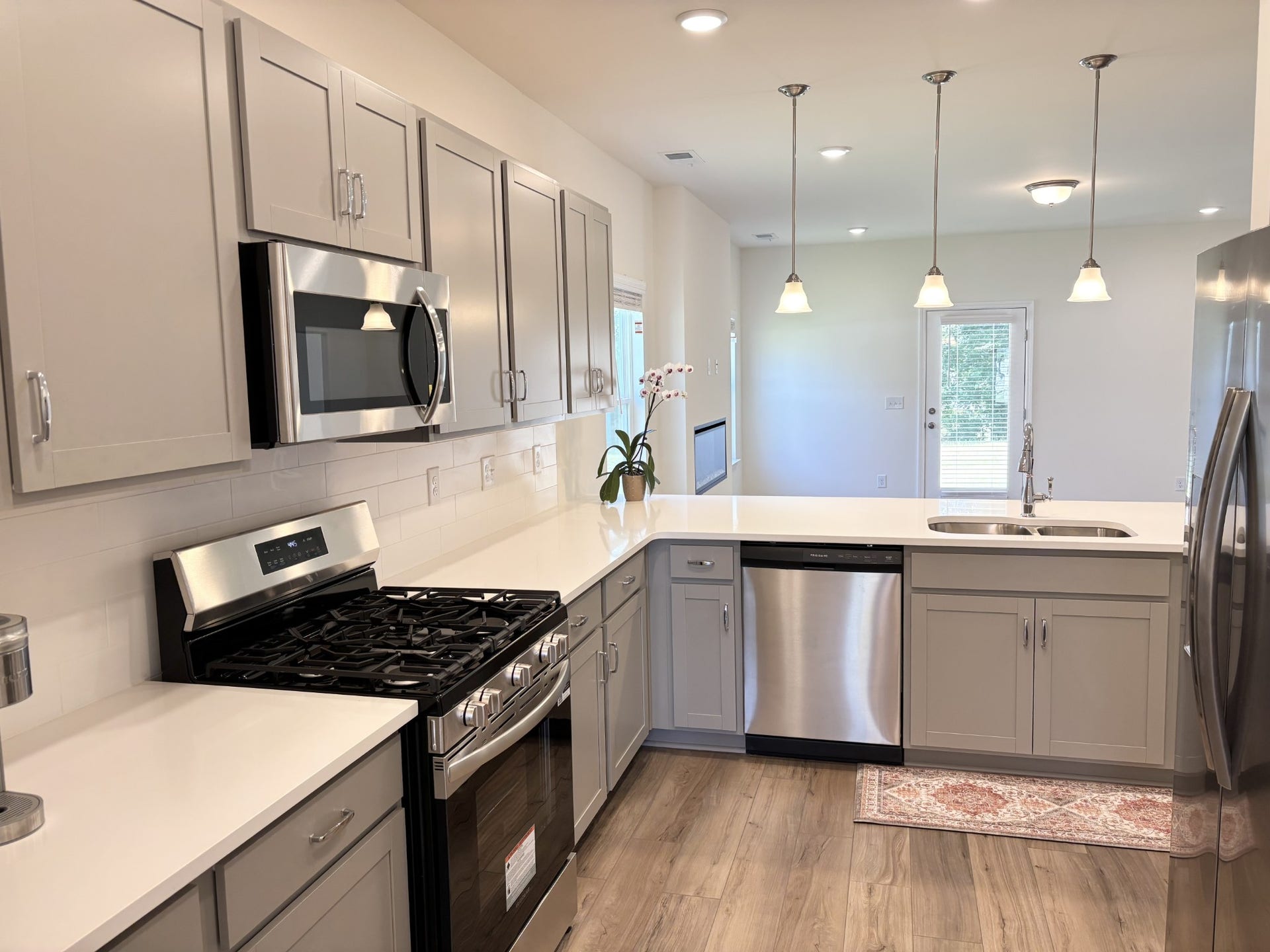 552 Nightengale Ridge Dr, Columbia, TN 38401 552 Nightengale Ridge Dr, Columbia, TN 38401