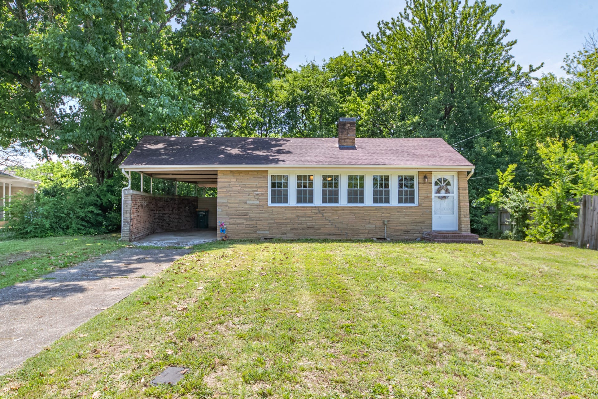 667 Franklin Ave, Lewisburg, TN 37091