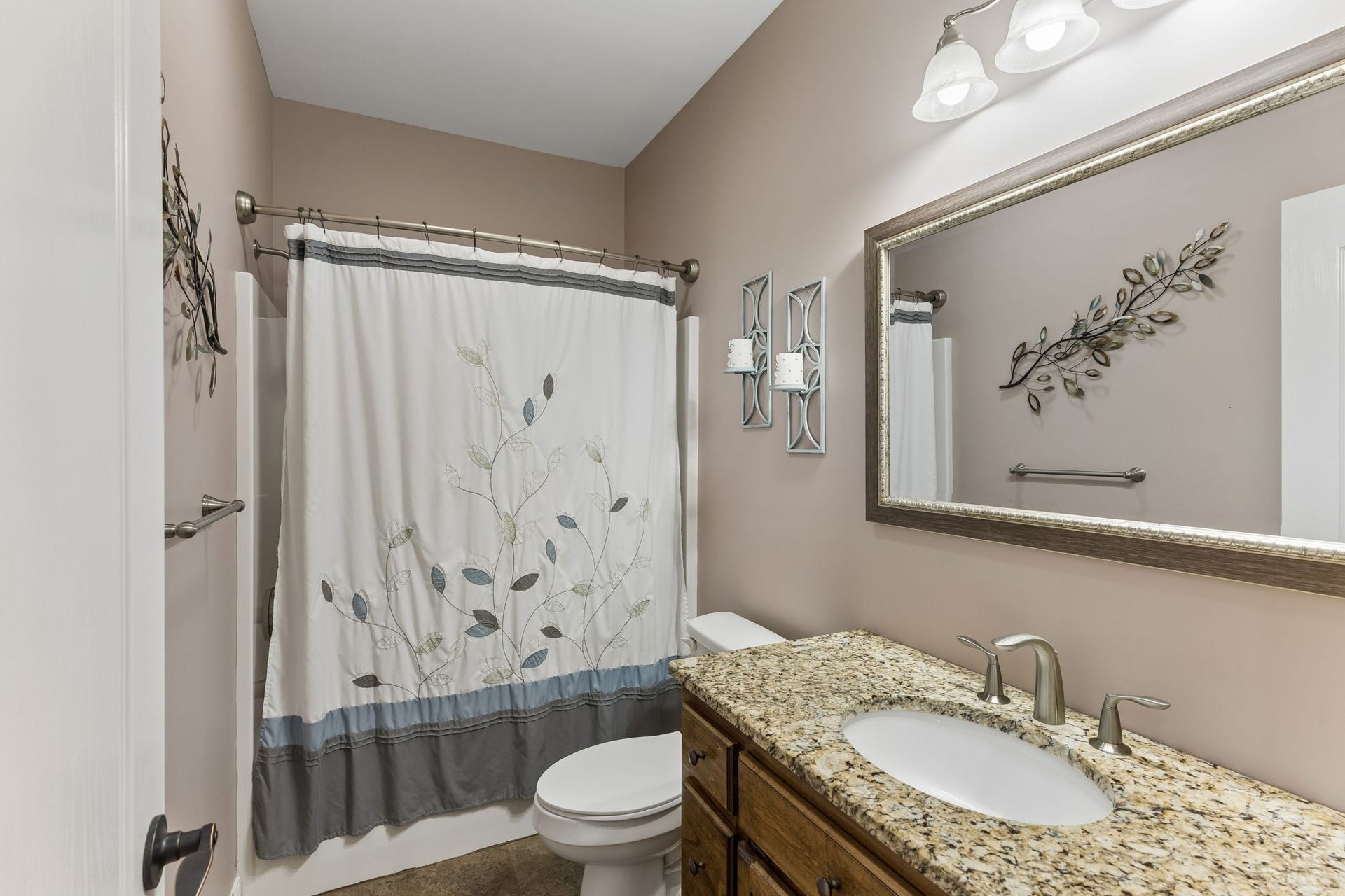 4294 Trousdale Ln, Columbia, TN 38401 4294 Trousdale Ln, Columbia, TN 38401