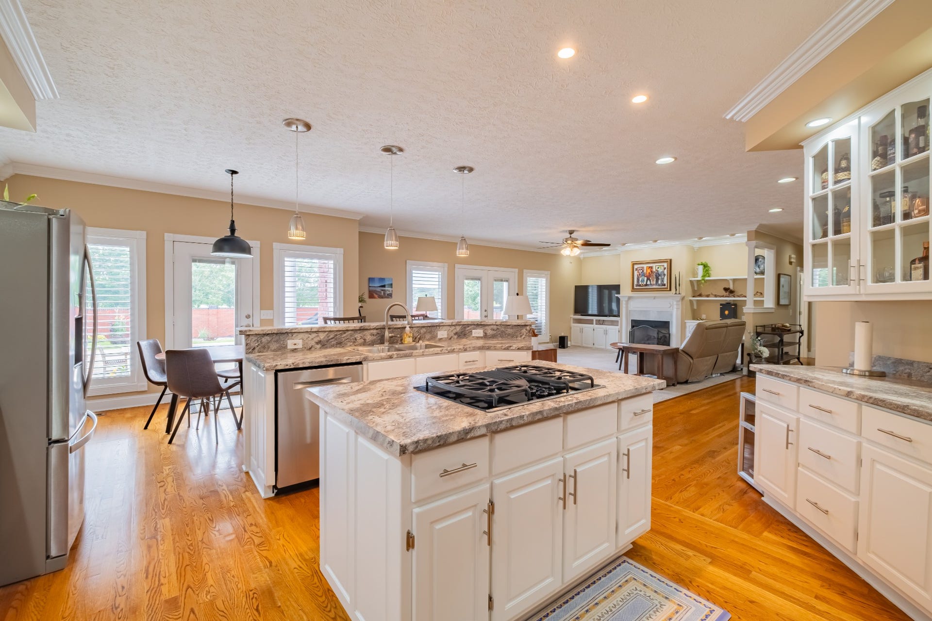 300 WILLOWBROOK DRIVE, Manchester, TN 37355 300 WILLOWBROOK DRIVE, Manchester, TN 37355
