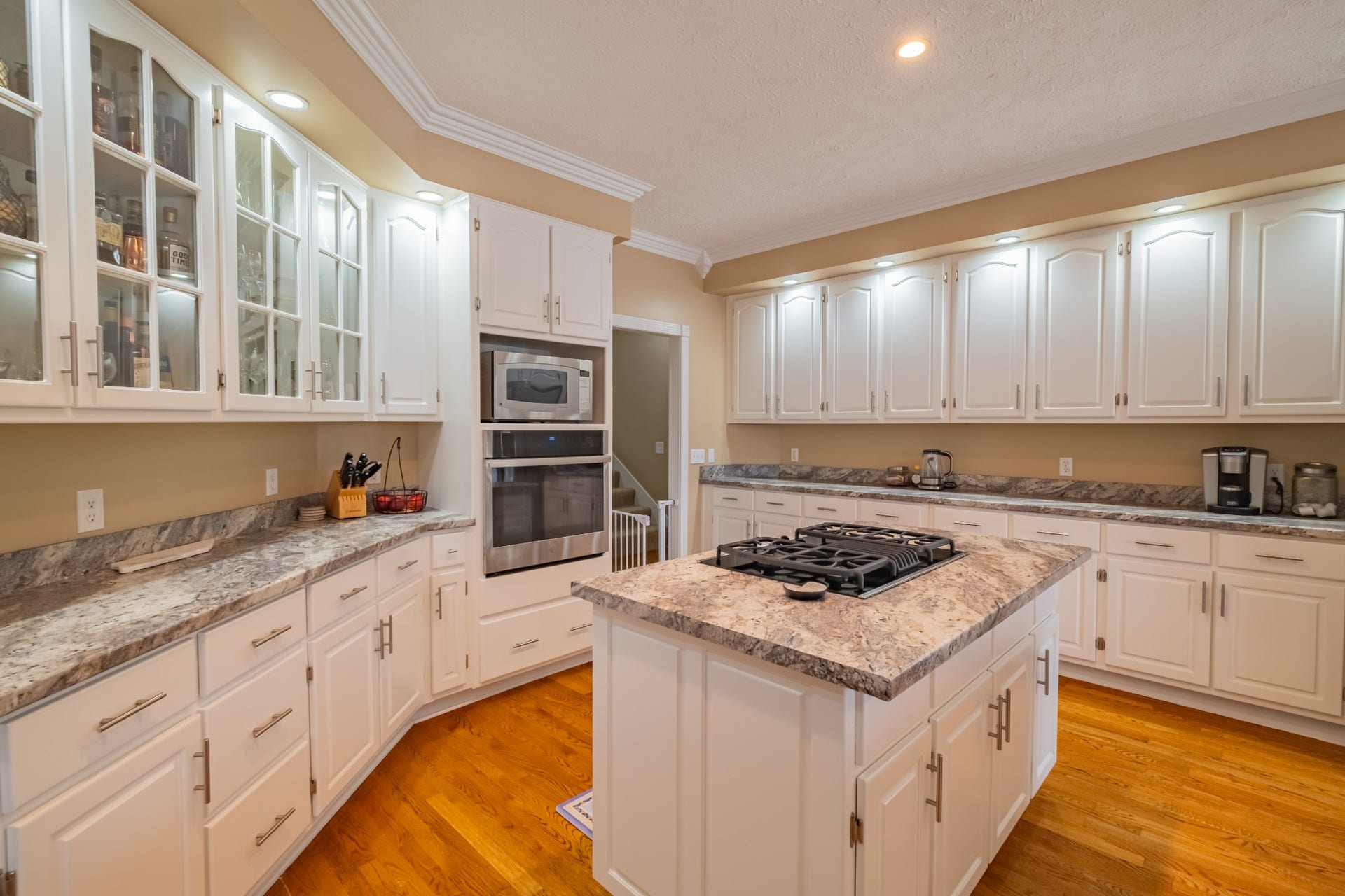 300 WILLOWBROOK DRIVE, Manchester, TN 37355 300 WILLOWBROOK DRIVE, Manchester, TN 37355