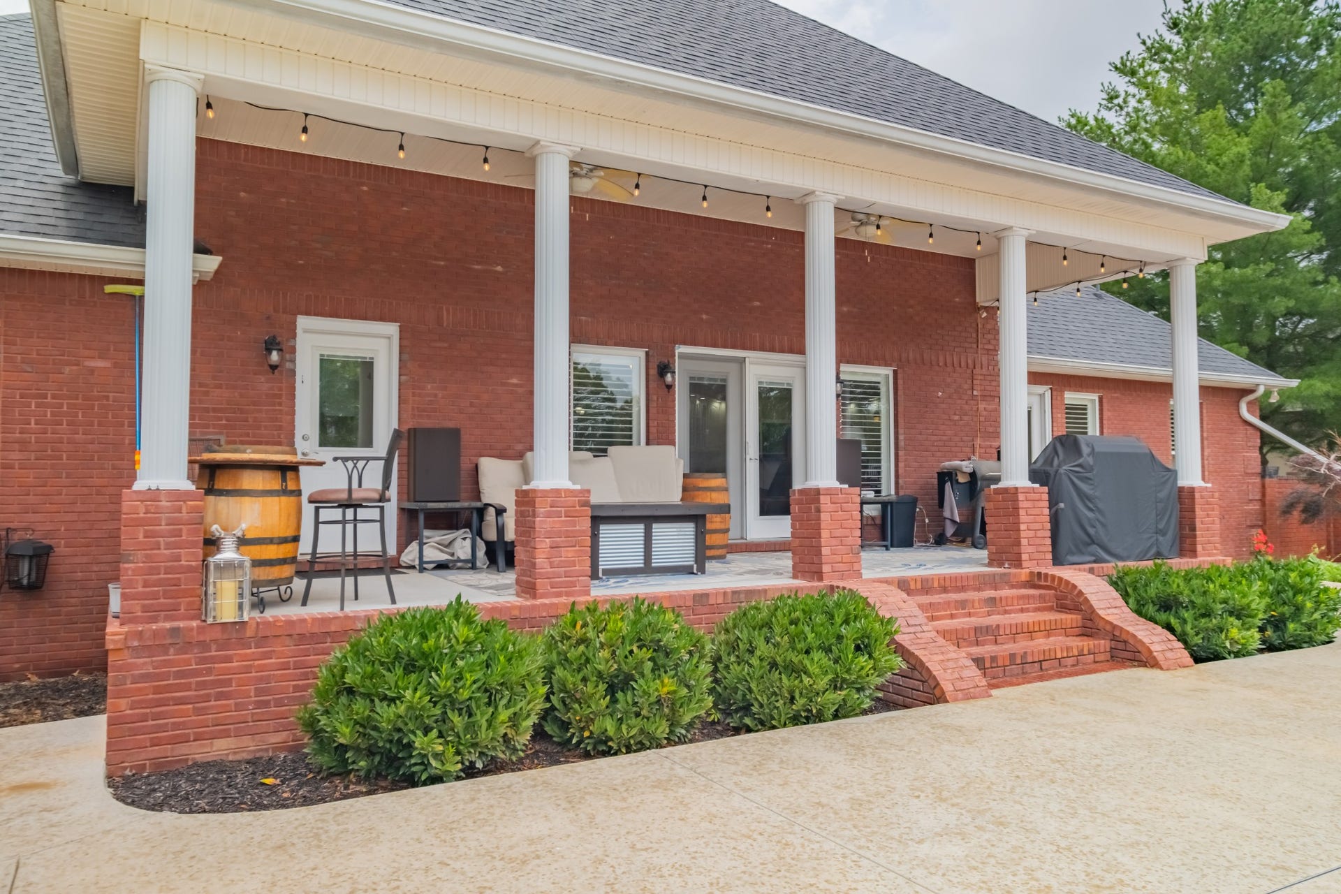300 WILLOWBROOK DRIVE, Manchester, TN 37355 300 WILLOWBROOK DRIVE, Manchester, TN 37355