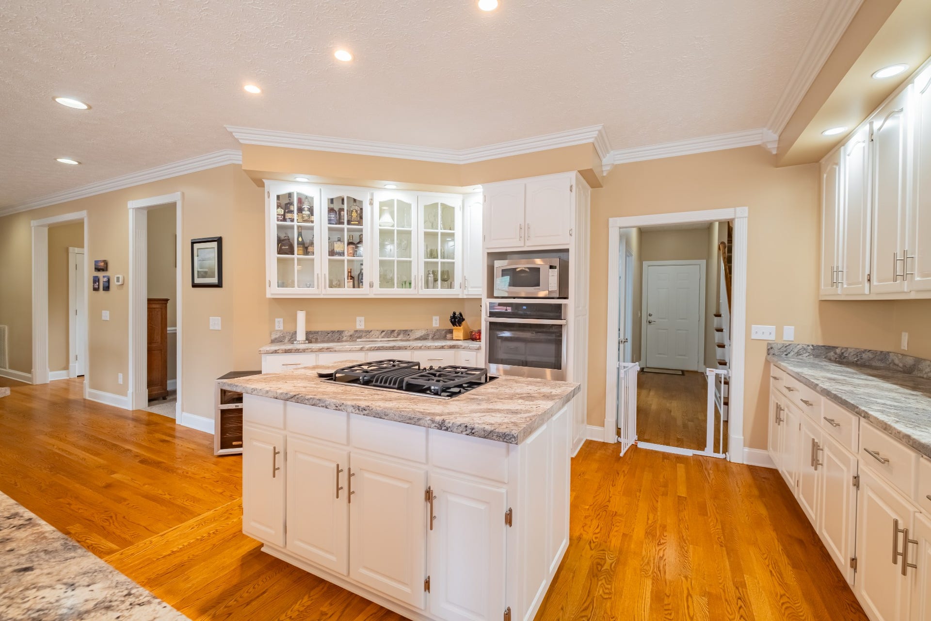300 WILLOWBROOK DRIVE, Manchester, TN 37355 300 WILLOWBROOK DRIVE, Manchester, TN 37355