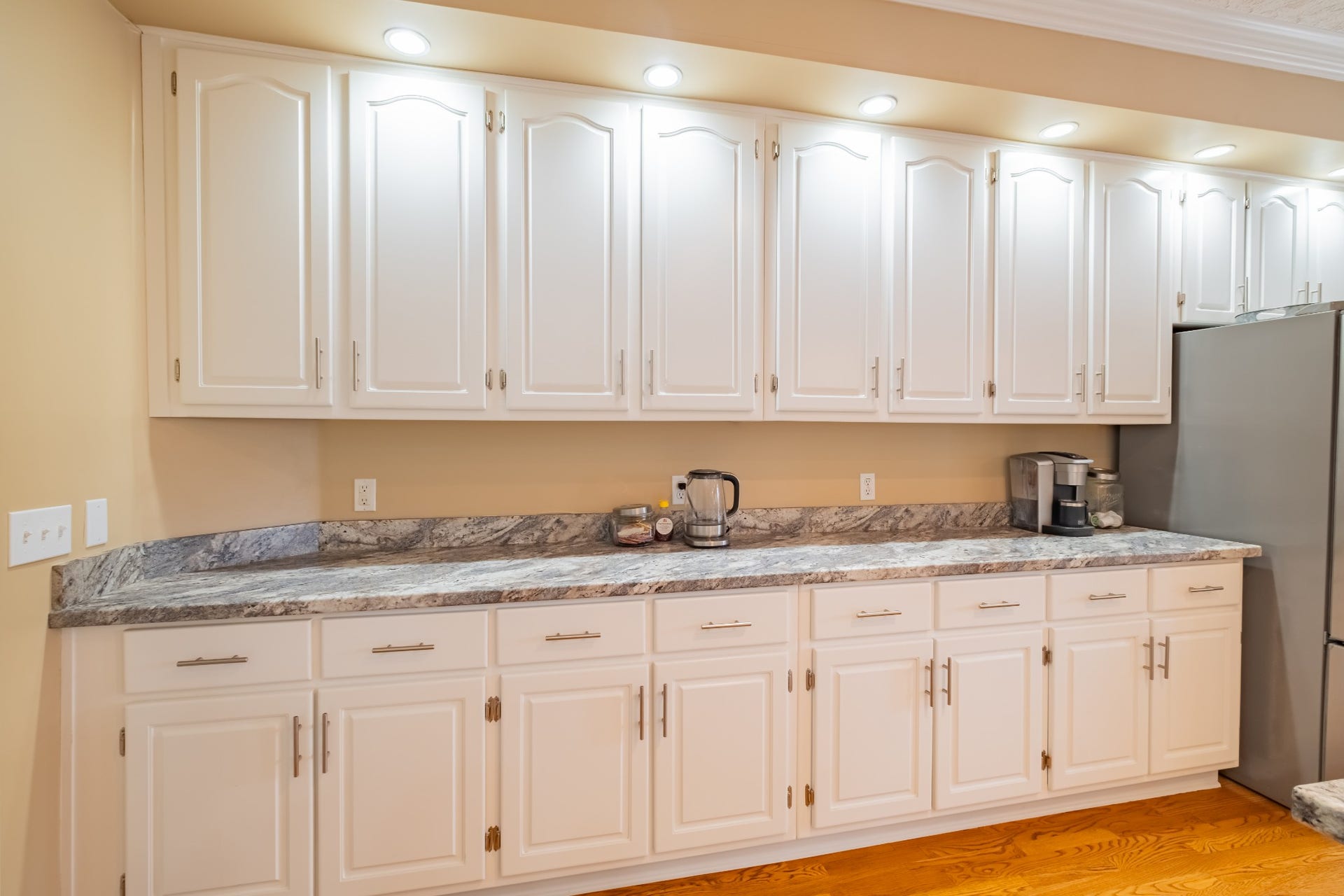 300 WILLOWBROOK DRIVE, Manchester, TN 37355 300 WILLOWBROOK DRIVE, Manchester, TN 37355