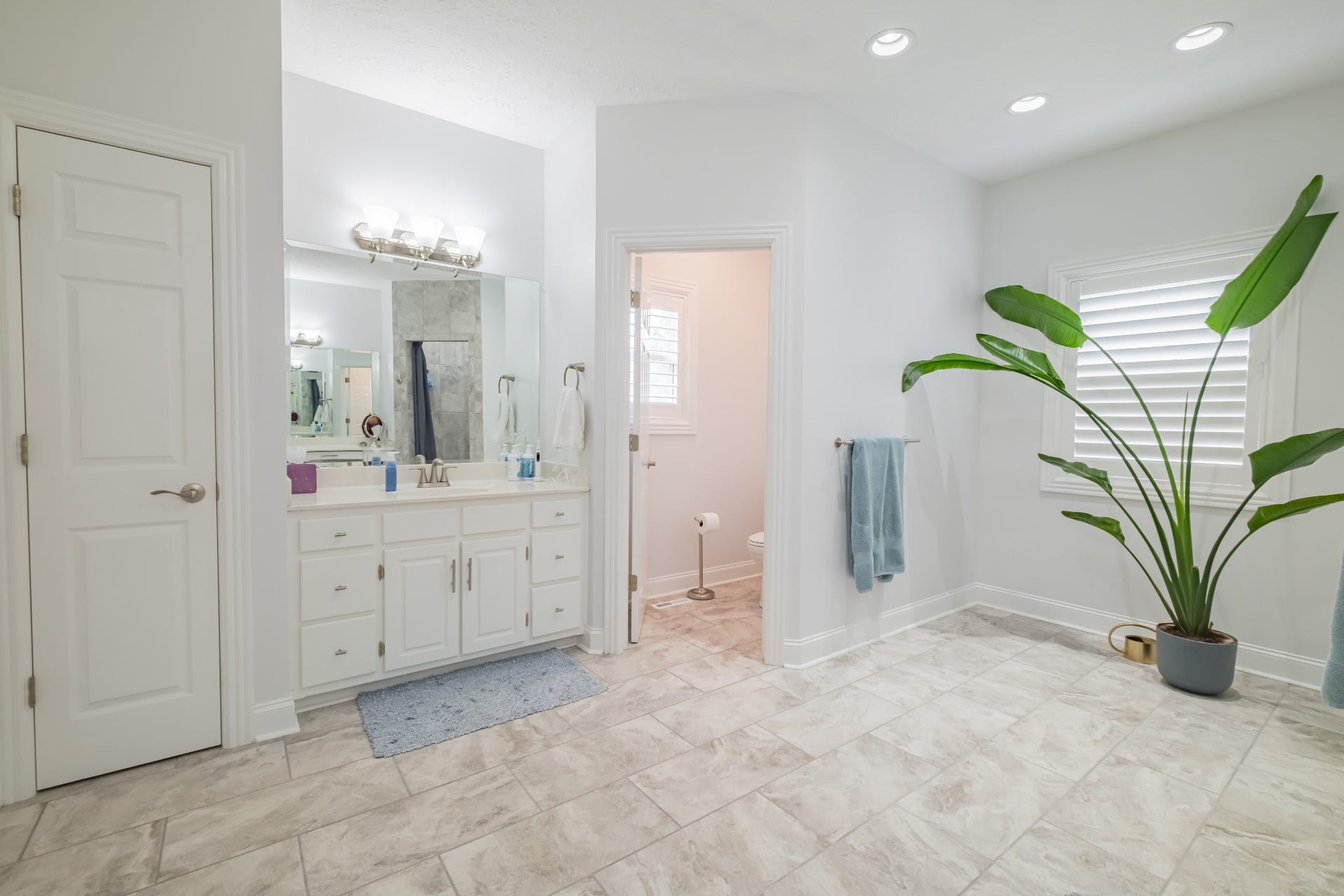300 WILLOWBROOK DRIVE, Manchester, TN 37355 300 WILLOWBROOK DRIVE, Manchester, TN 37355