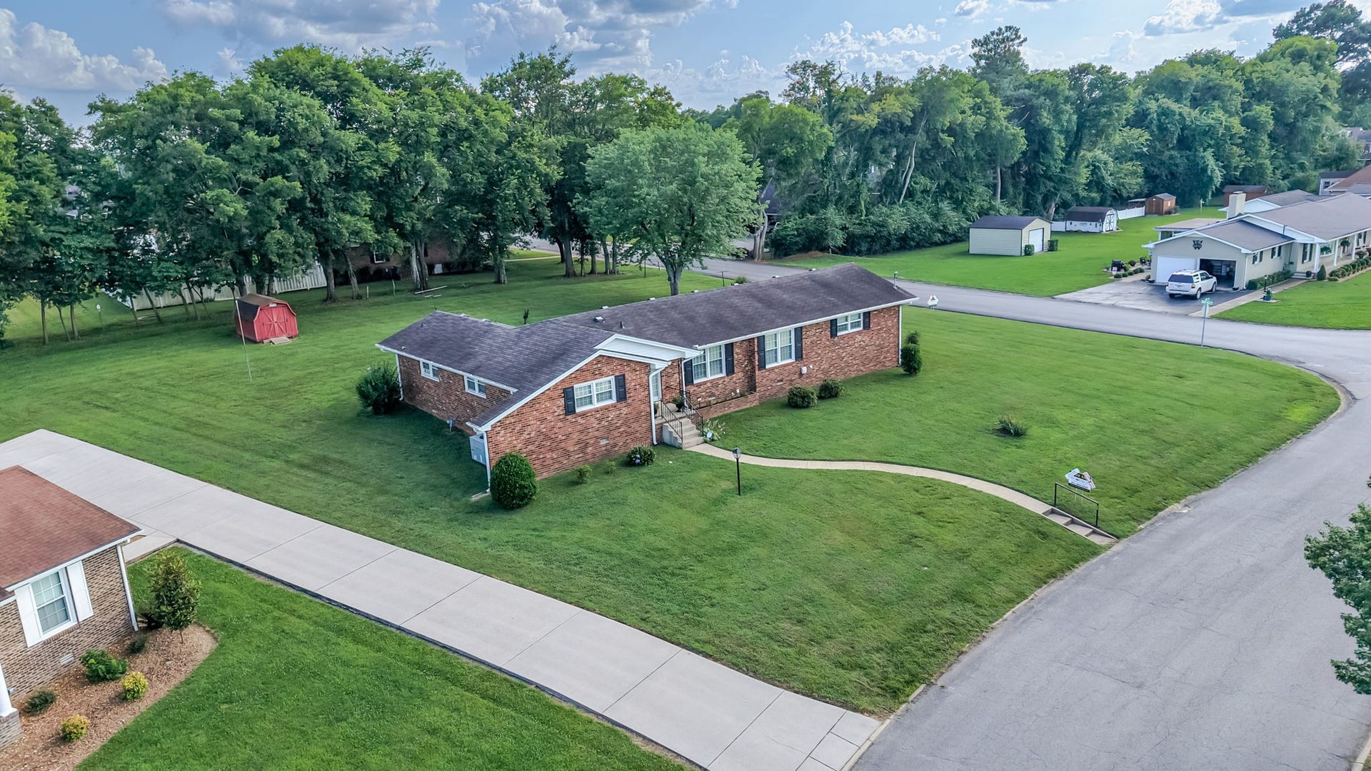 700 Dow Dr, Shelbyville, TN 37160 700 Dow Dr, Shelbyville, TN 37160