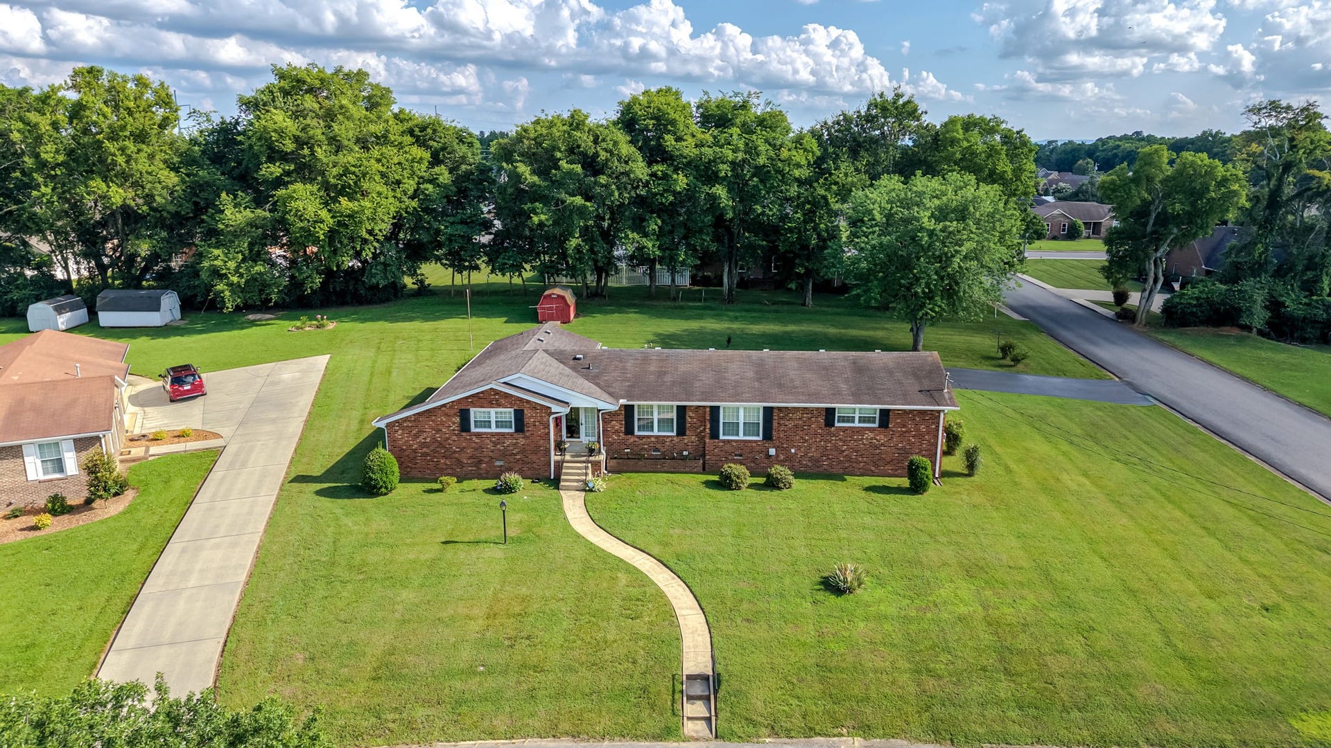 700 Dow Dr, Shelbyville, TN 37160 700 Dow Dr, Shelbyville, TN 37160