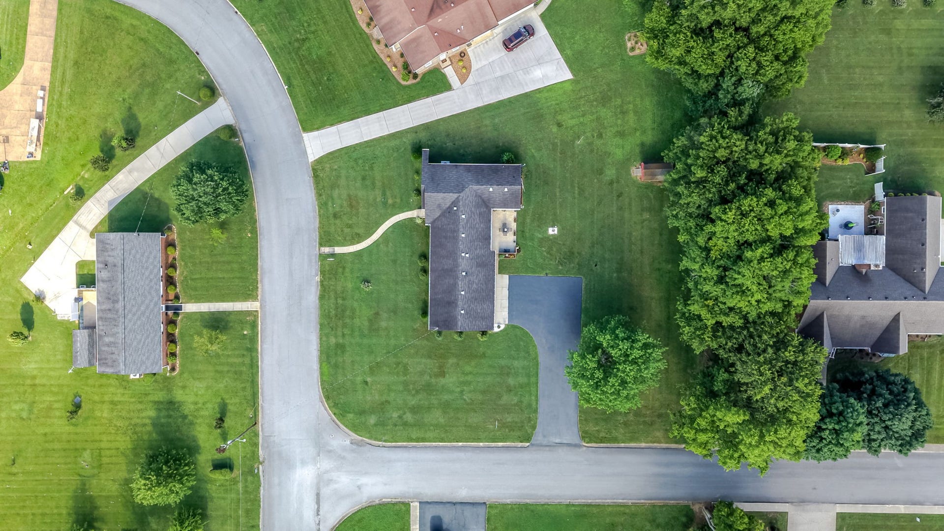 700 Dow Dr, Shelbyville, TN 37160 700 Dow Dr, Shelbyville, TN 37160
