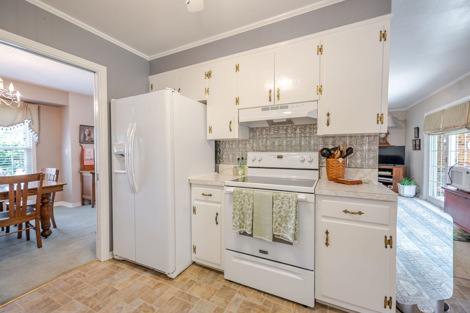 700 Dow Dr, Shelbyville, TN 37160 700 Dow Dr, Shelbyville, TN 37160