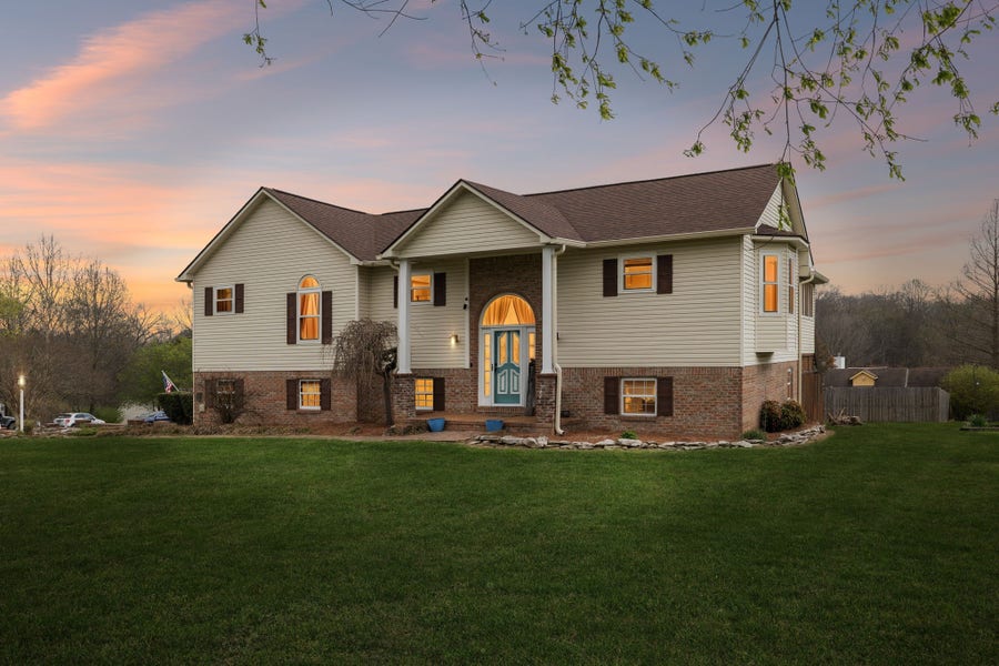 Property photo for 97 Oak Valley Dr, Spring Hill, TN