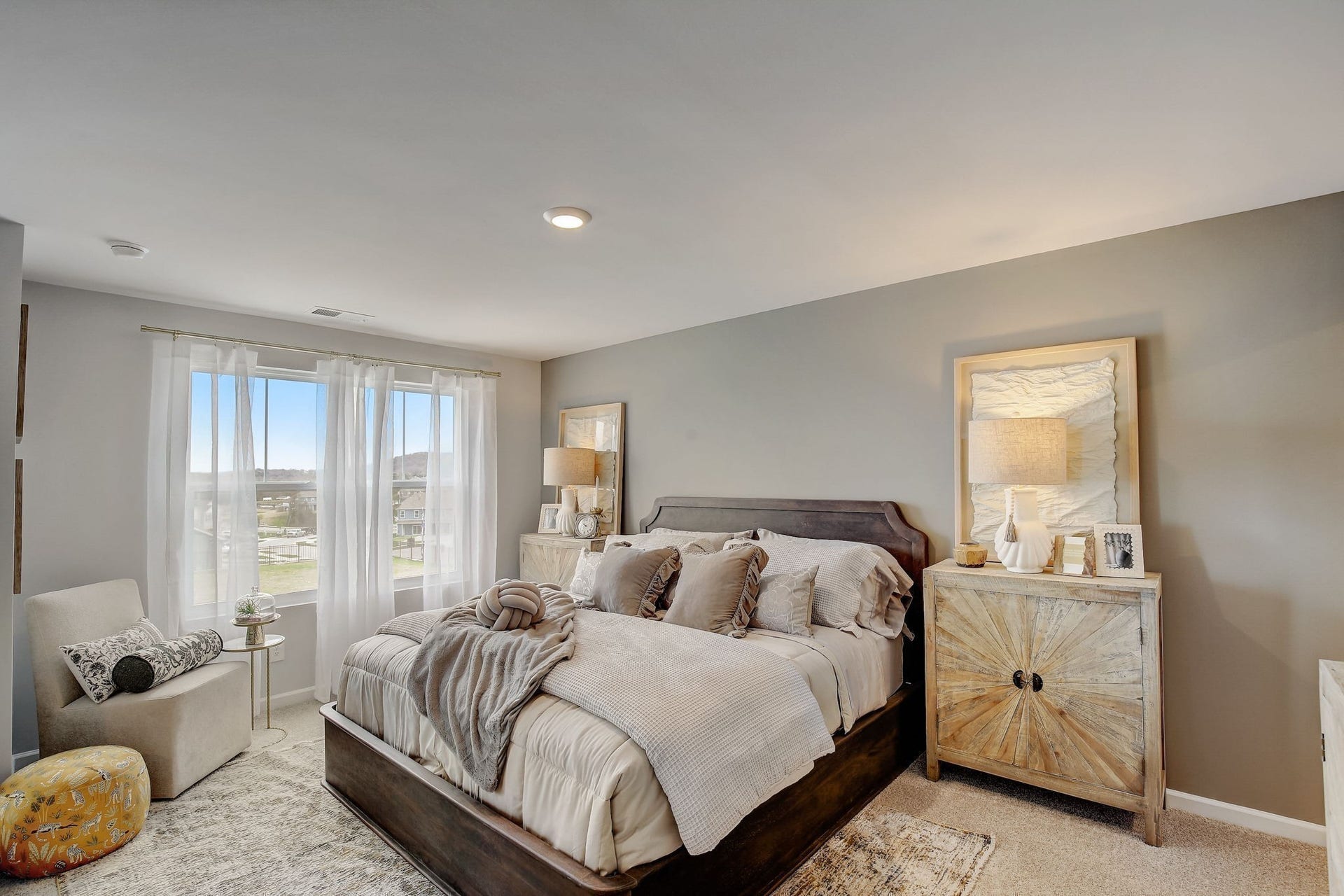 1456 Lexington Way, Lewisburg, TN 37091 Photos are of our model home. Some decorator items are not included.