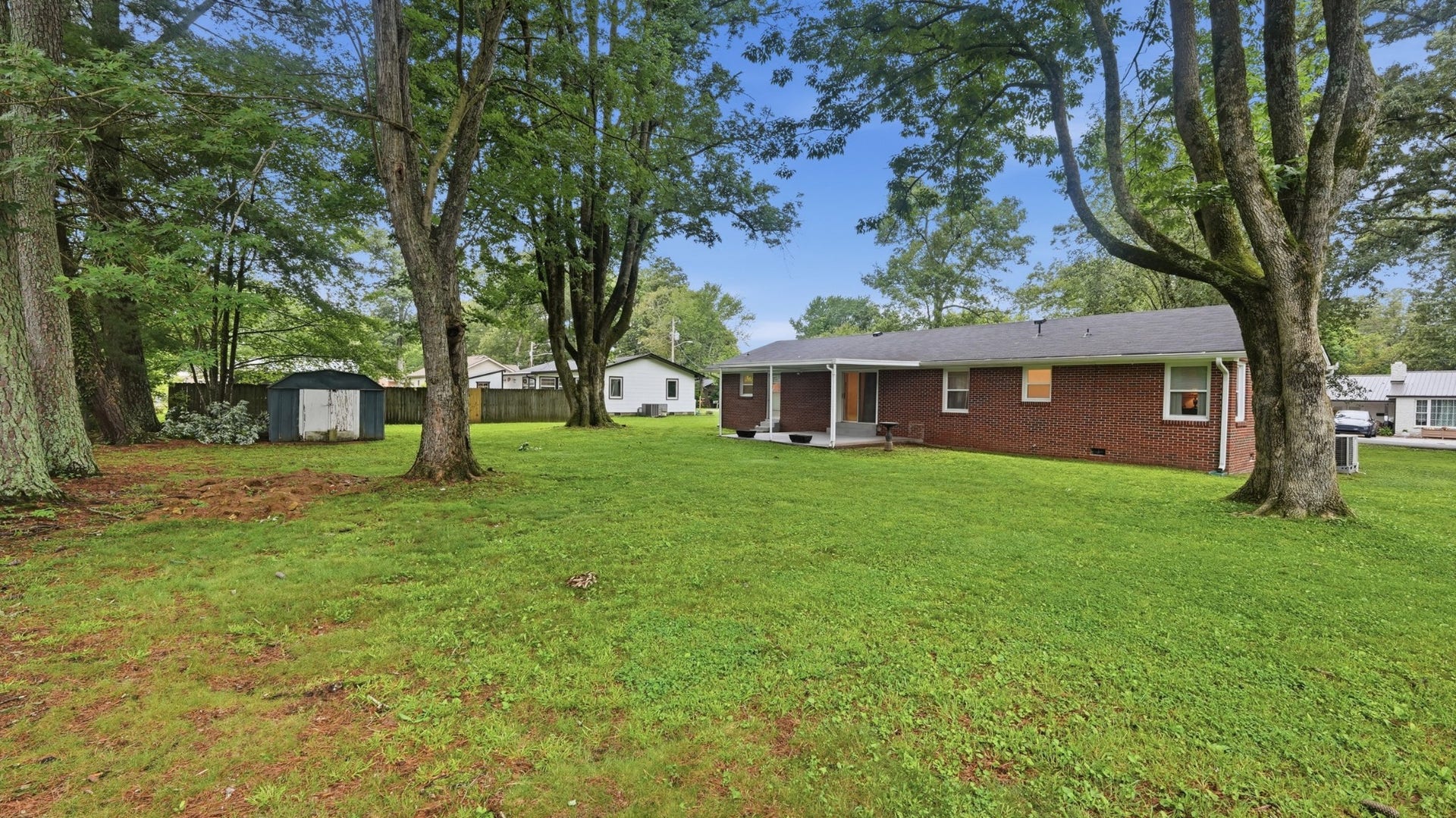 1200 Bond St, Manchester, TN 37355 1200 Bond St, Manchester, TN 37355