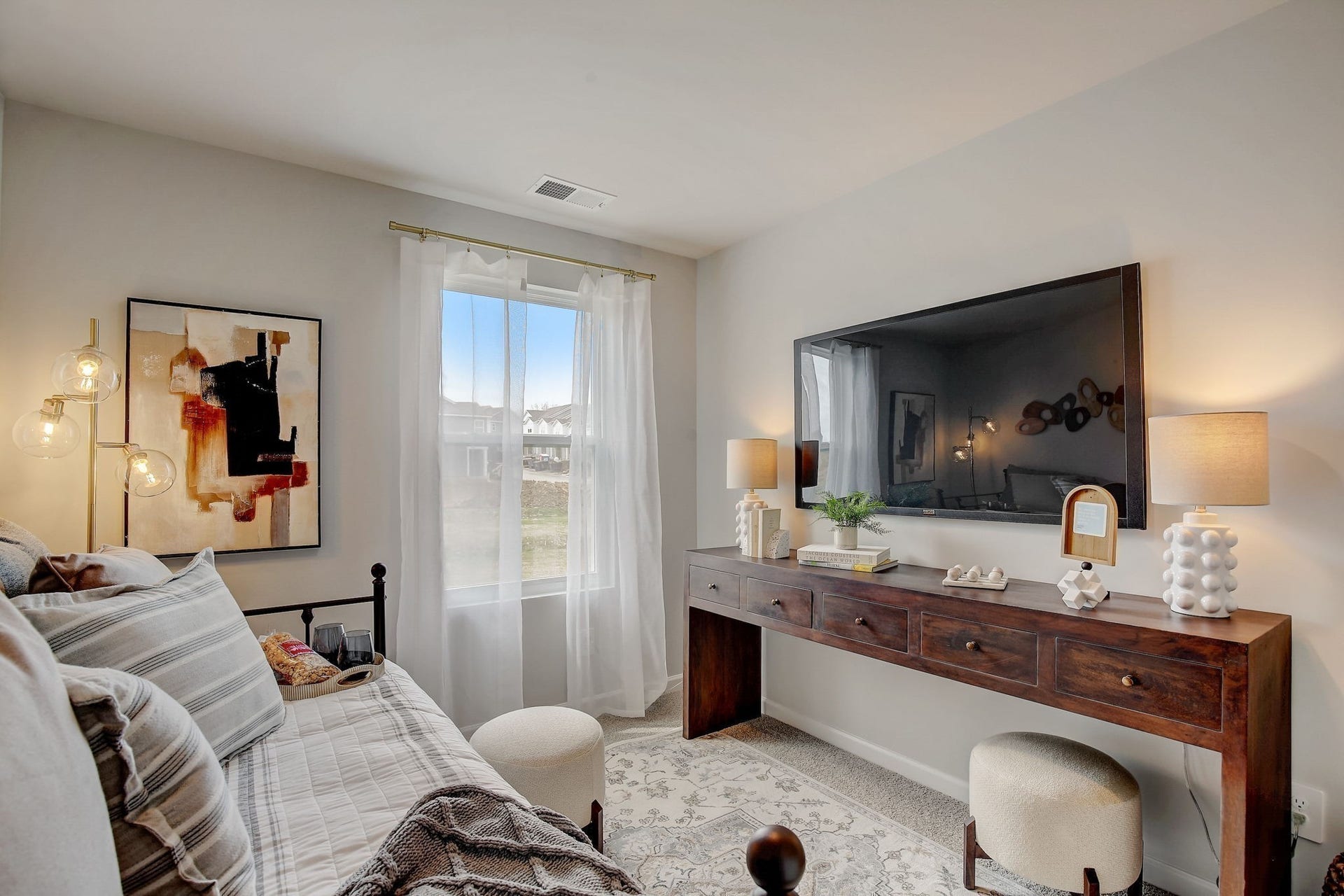 1447 Lexington Way, Lewisburg, TN 37091 Photos are of our model home. Some decorator items are not included.
