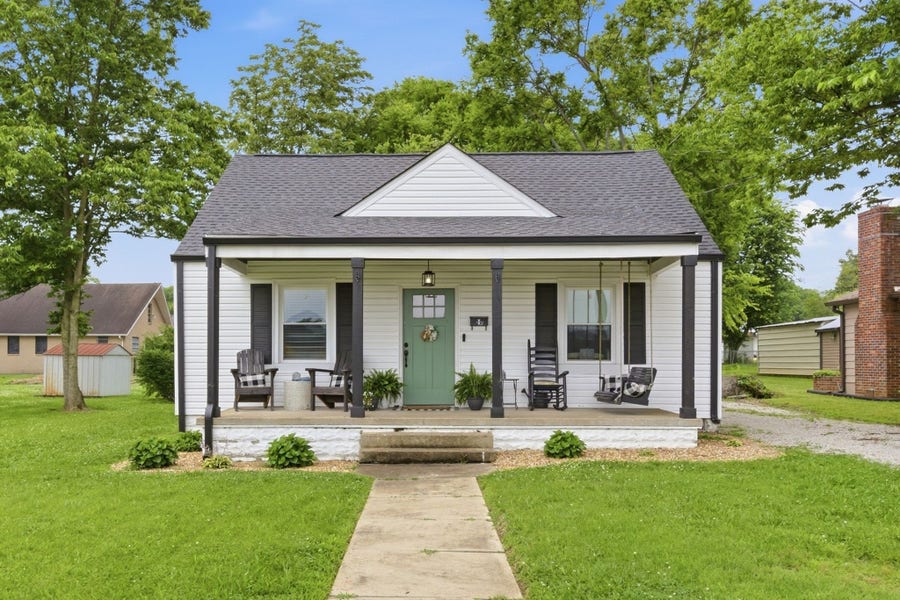 Property photo for 505 1st Avenue, Mount Pleasant, TN