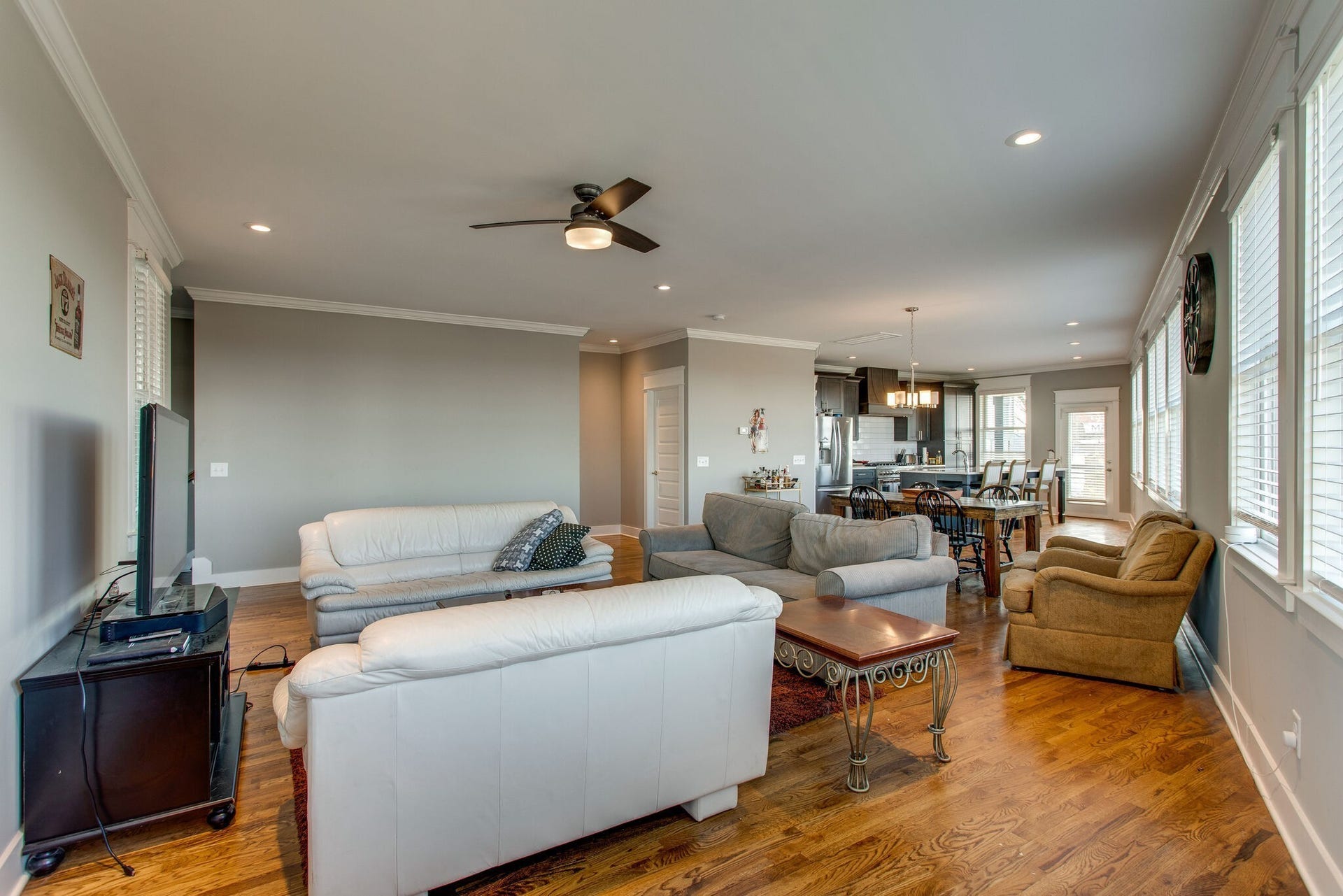 446 37th Ave N, Nashville, TN 37209 446 37th Ave N, Nashville, TN 37209