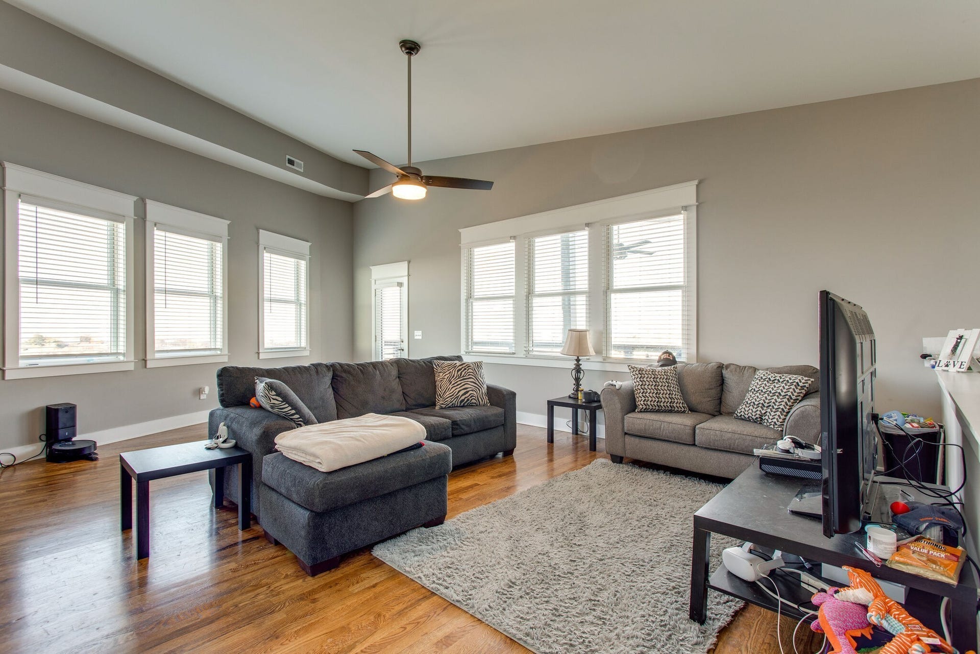 446 37th Ave N, Nashville, TN 37209 446 37th Ave N, Nashville, TN 37209