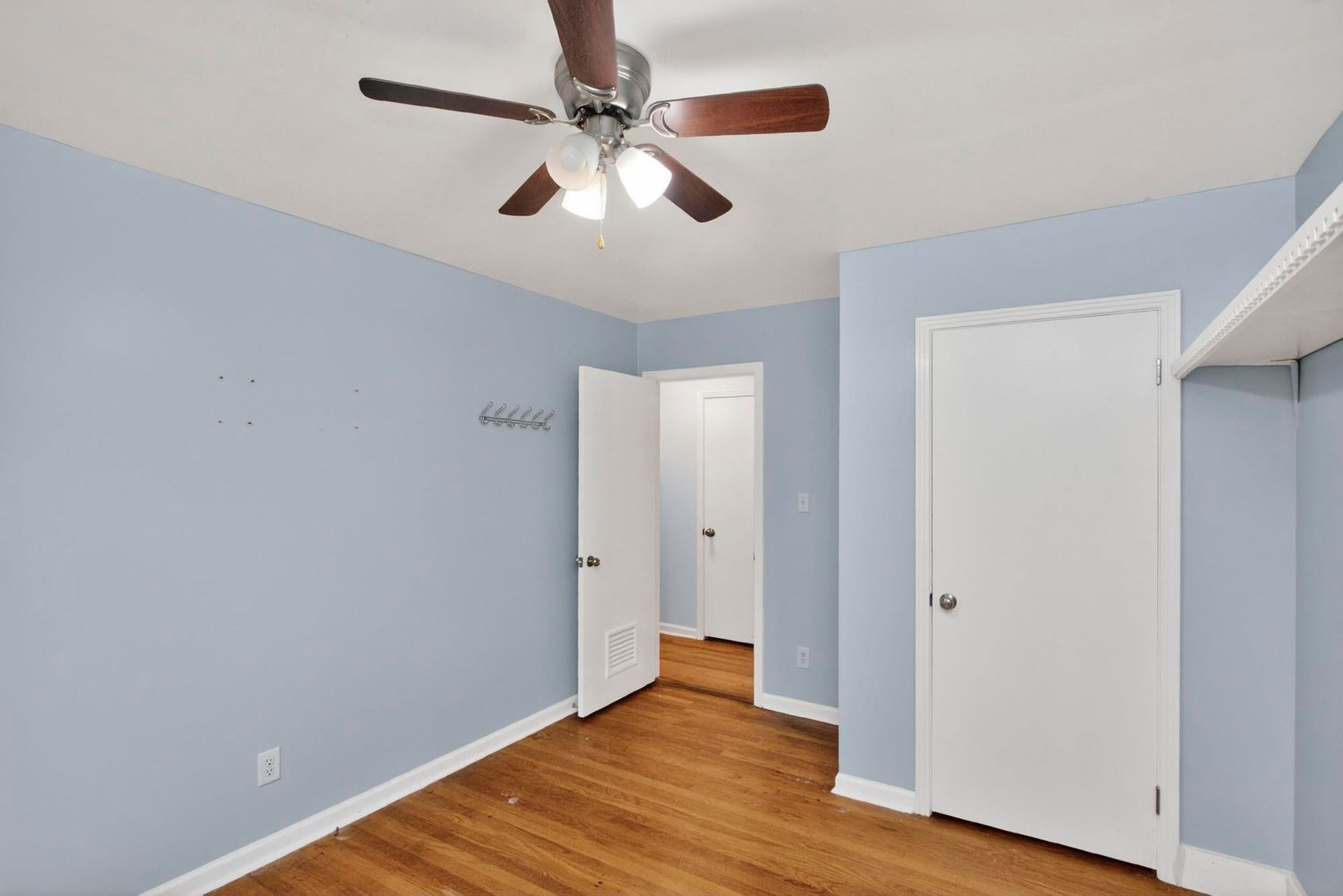 921 Azalea Dr, Columbia, TN 38401 921 Azalea Dr, Columbia, TN 38401
