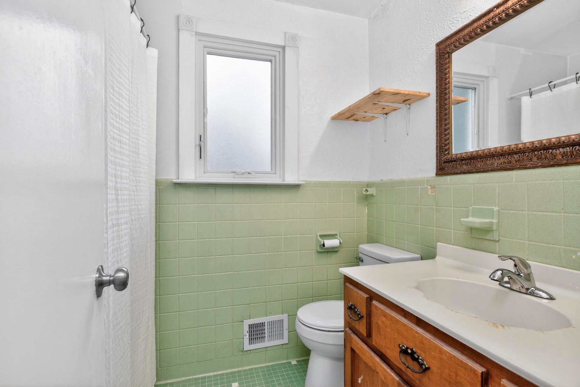 921 Azalea Dr, Columbia, TN 38401 921 Azalea Dr, Columbia, TN 38401