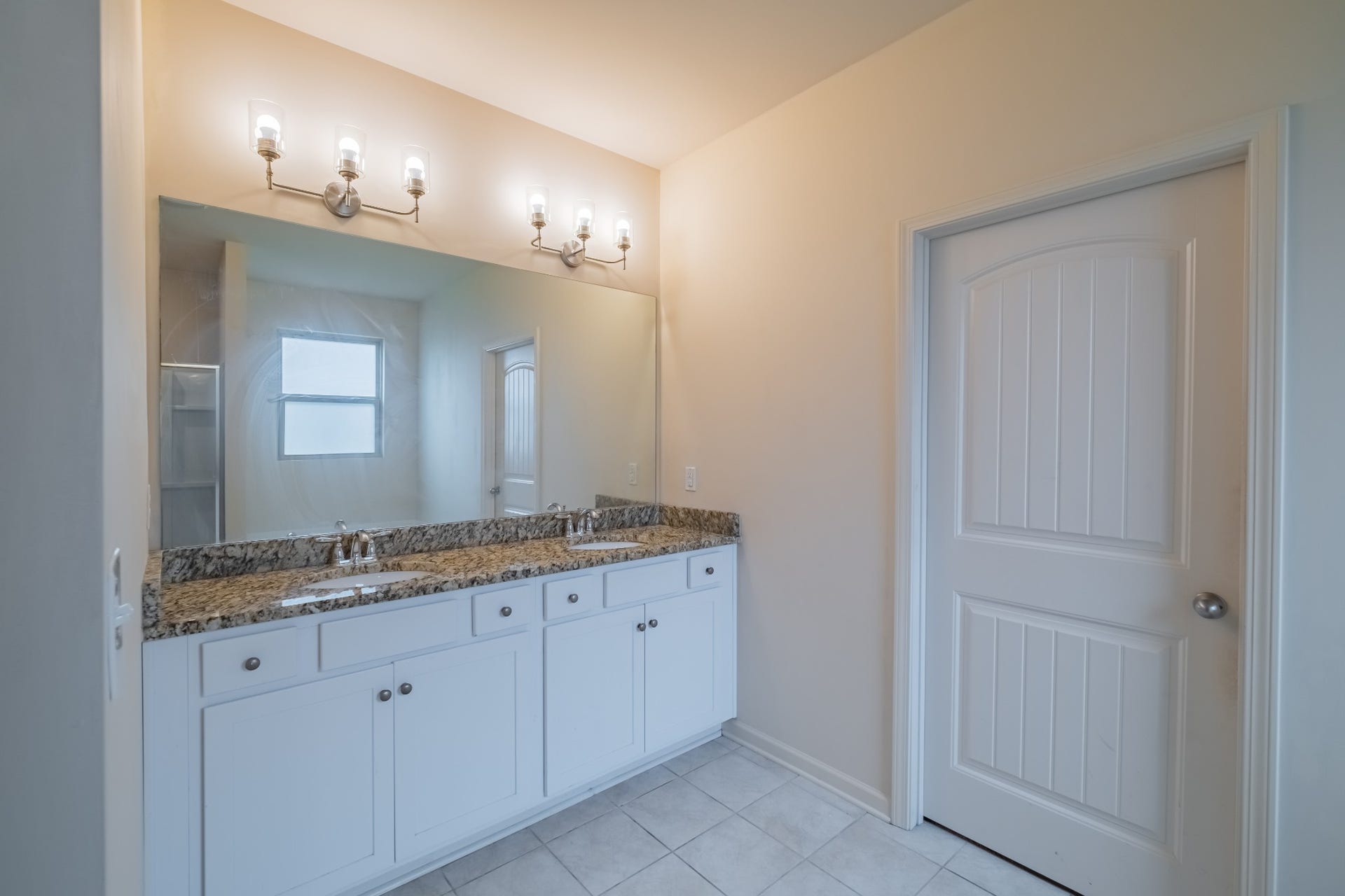 3637 Genoa Dr, Murfreesboro, TN 37128 Master Bathroom Double Vanity and Newly Upgraded Light Fixtures and Paint