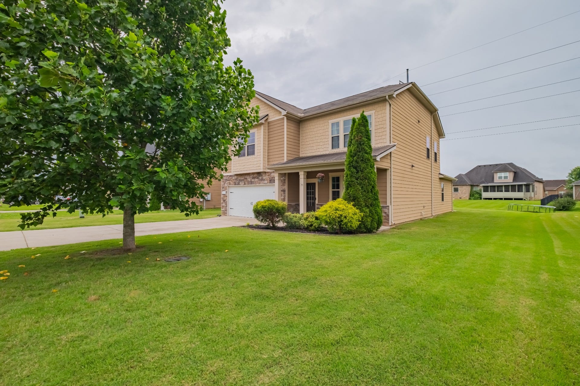 3637 Genoa Dr, Murfreesboro, TN 37128 3637 Genoa Dr, Murfreesboro, TN 37128