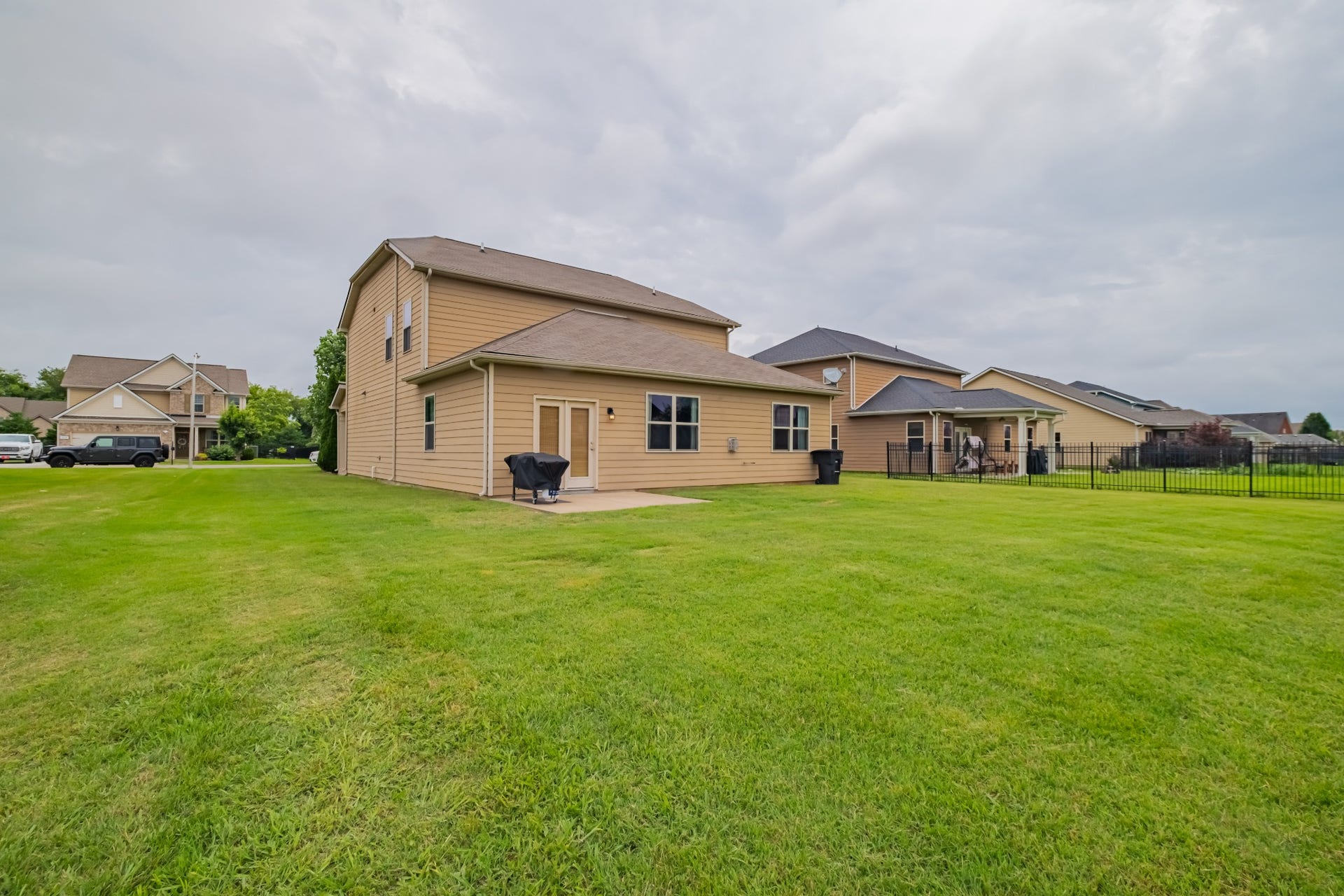 3637 Genoa Dr, Murfreesboro, TN 37128 3637 Genoa Dr, Murfreesboro, TN 37128