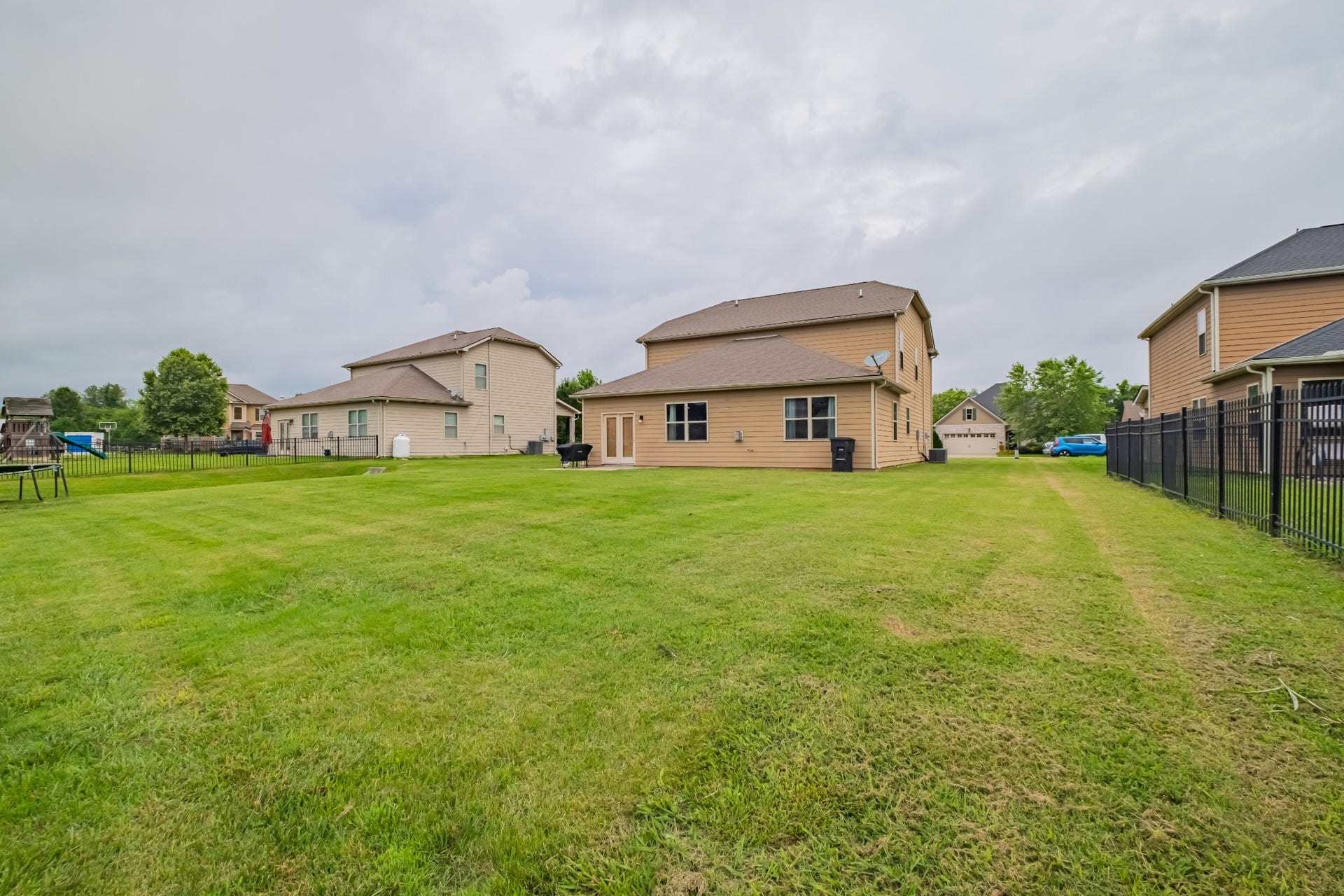 3637 Genoa Dr, Murfreesboro, TN 37128 3637 Genoa Dr, Murfreesboro, TN 37128