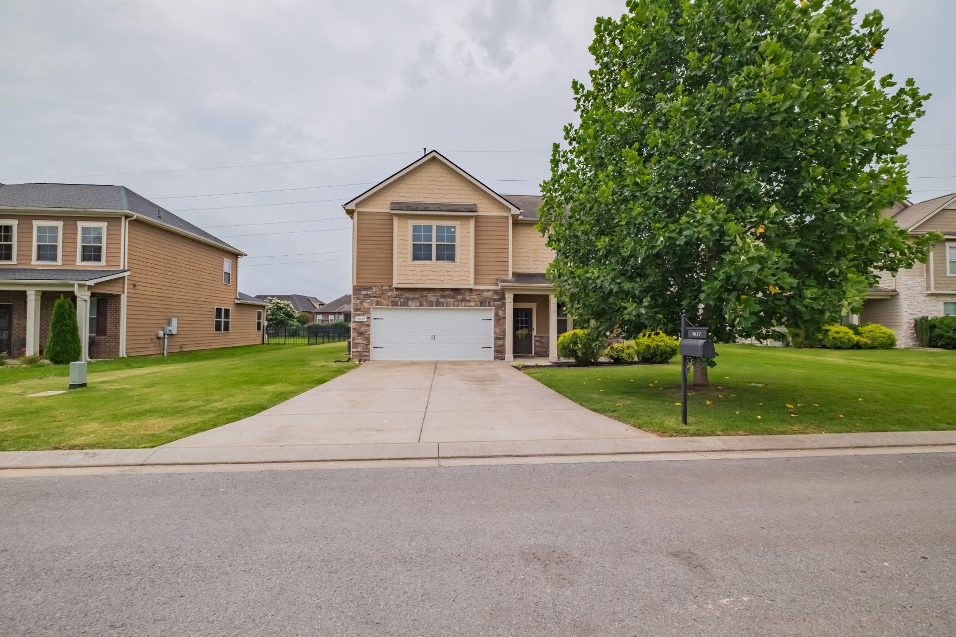 3637 Genoa Dr, Murfreesboro, TN 37128 3637 Genoa Dr, Murfreesboro, TN 37128