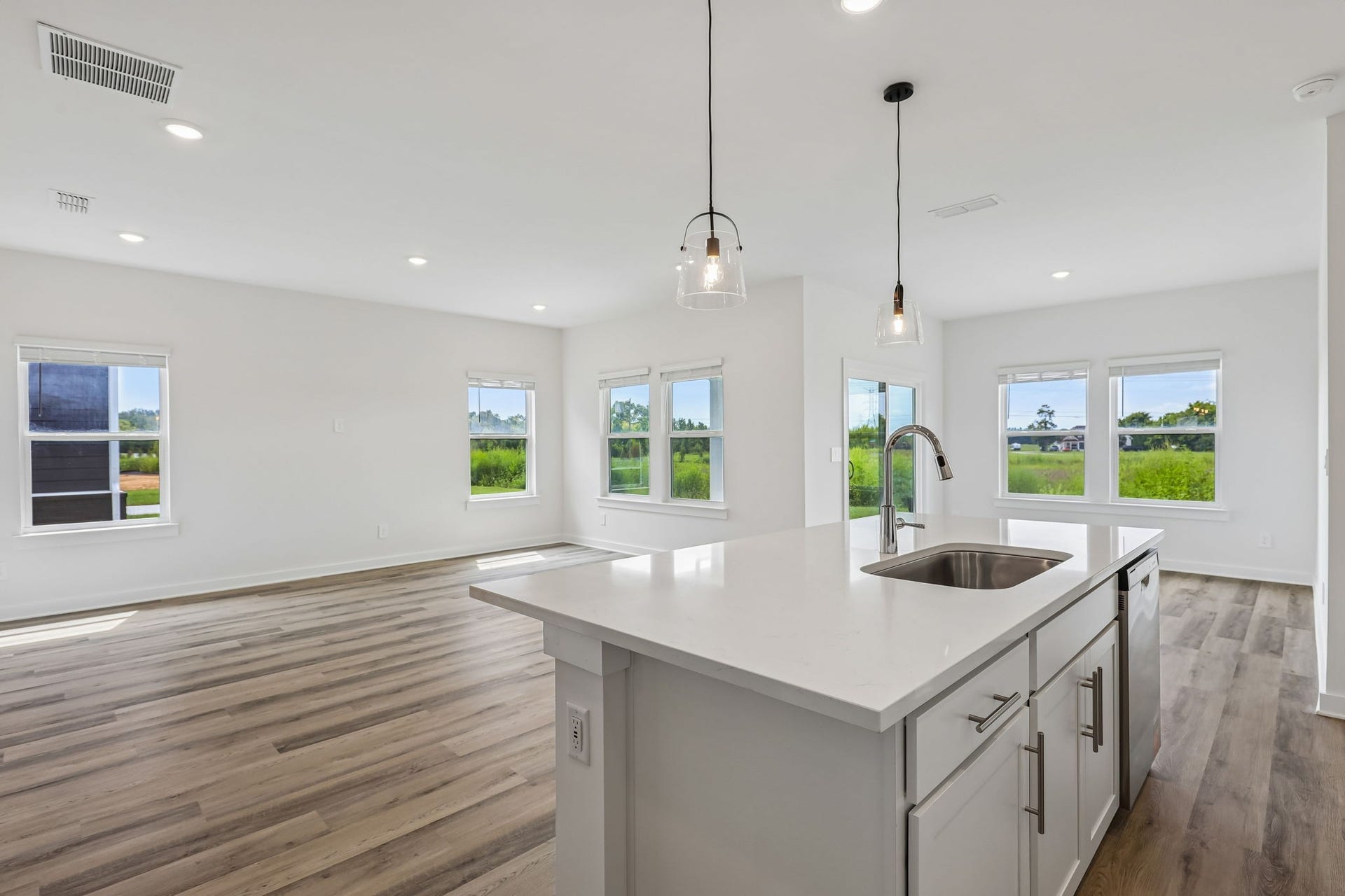 2918 Citrine Drive, Murfreesboro, TN 37127 2918 Citrine Drive, Murfreesboro, TN 37127