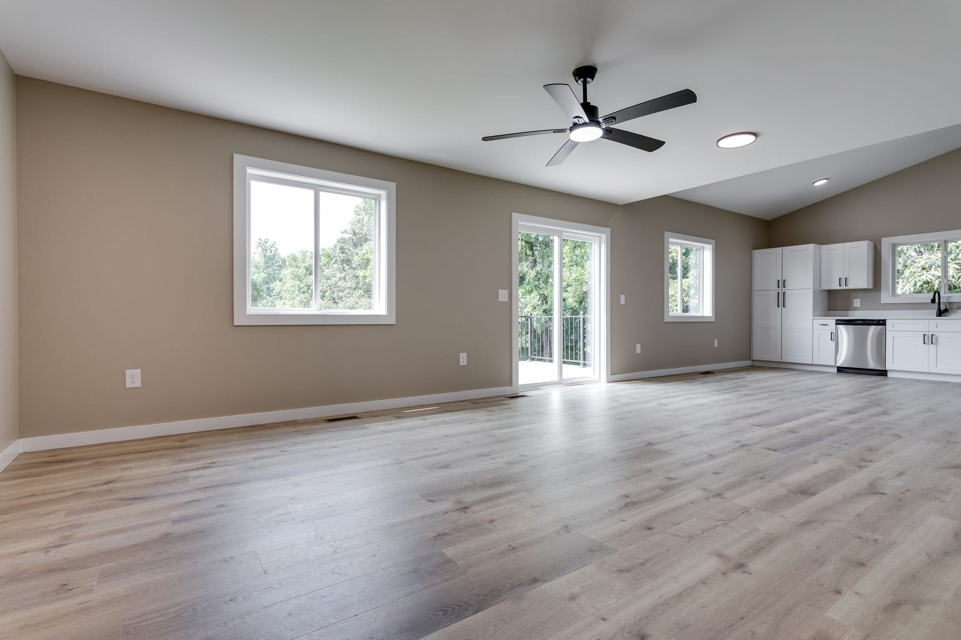 9408 Elk Ridge Rd, Mount Pleasant, TN 38474 9408 Elk Ridge Rd, Mount Pleasant, TN 38474
