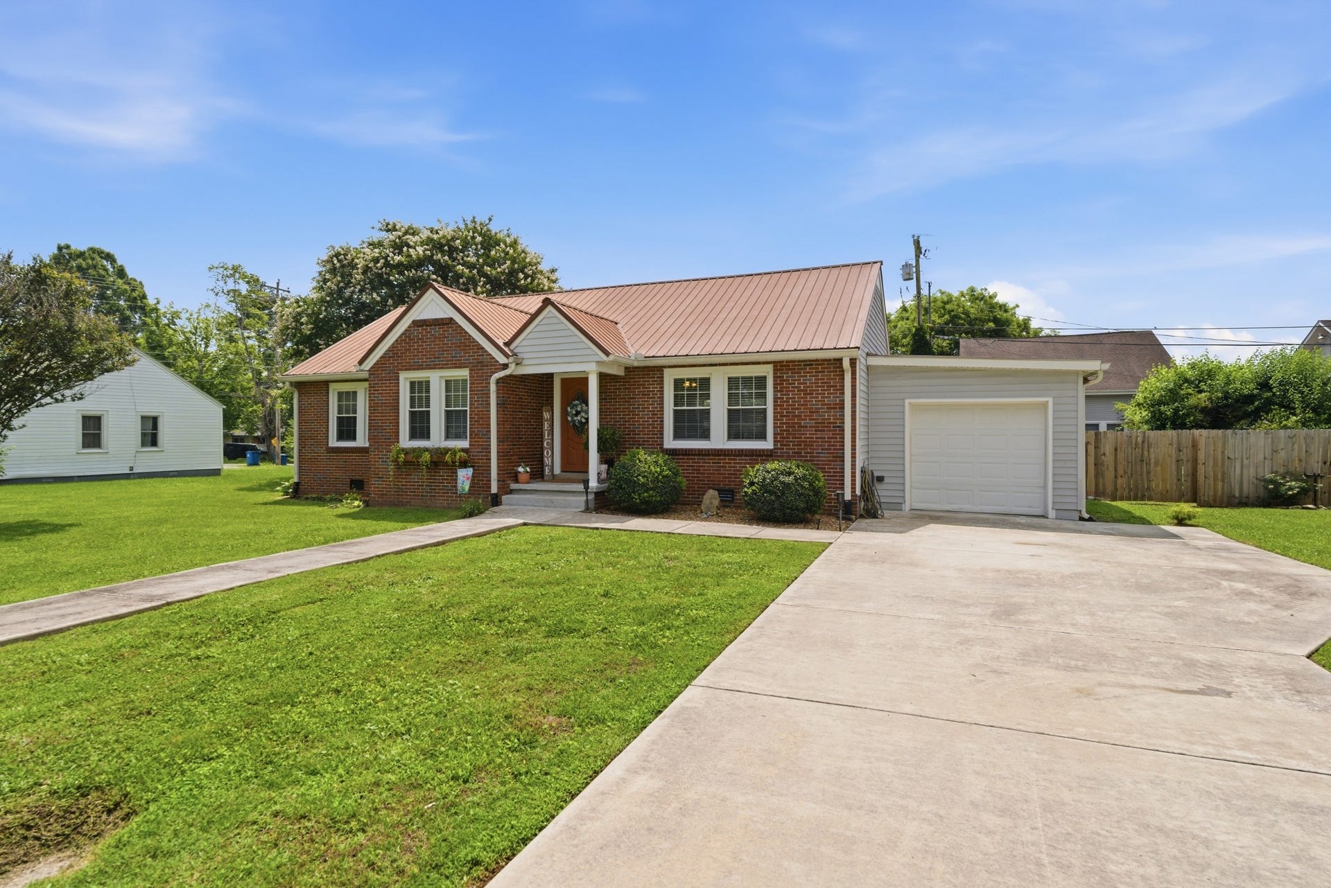 603 Johnson St, Manchester, TN 37355 603 Johnson St, Manchester, TN 37355