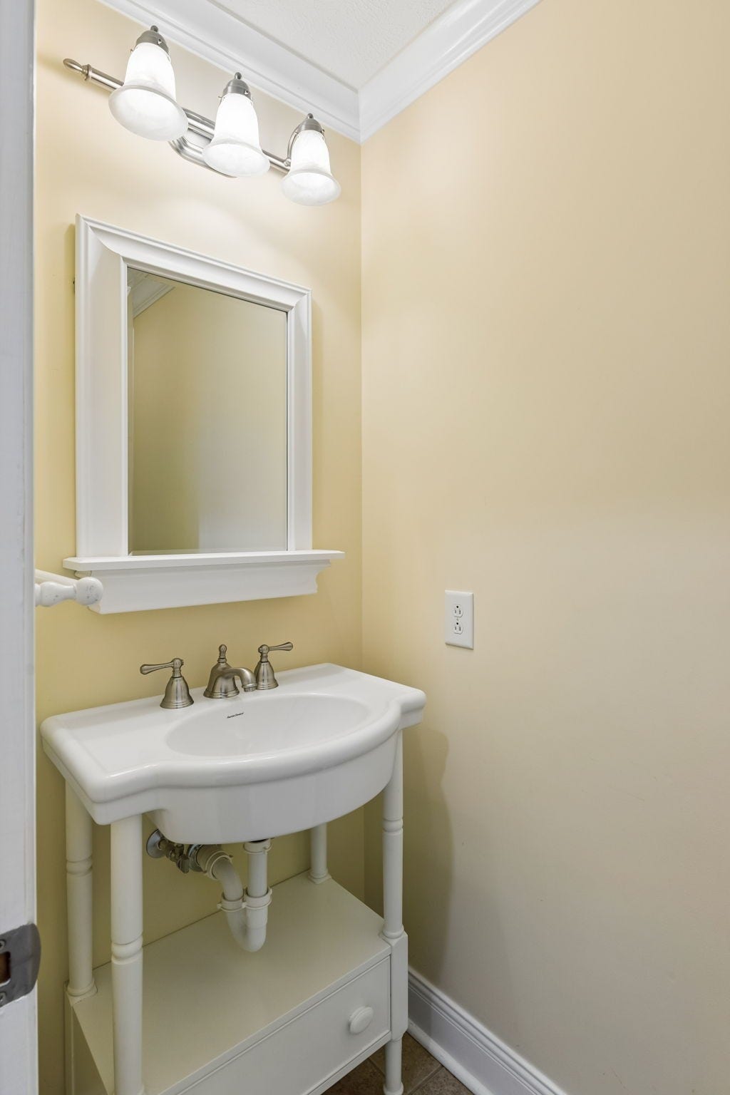 2865 Spring Place Rd, Belfast, TN 37019 2865 Spring Place Rd, Belfast, TN 37019