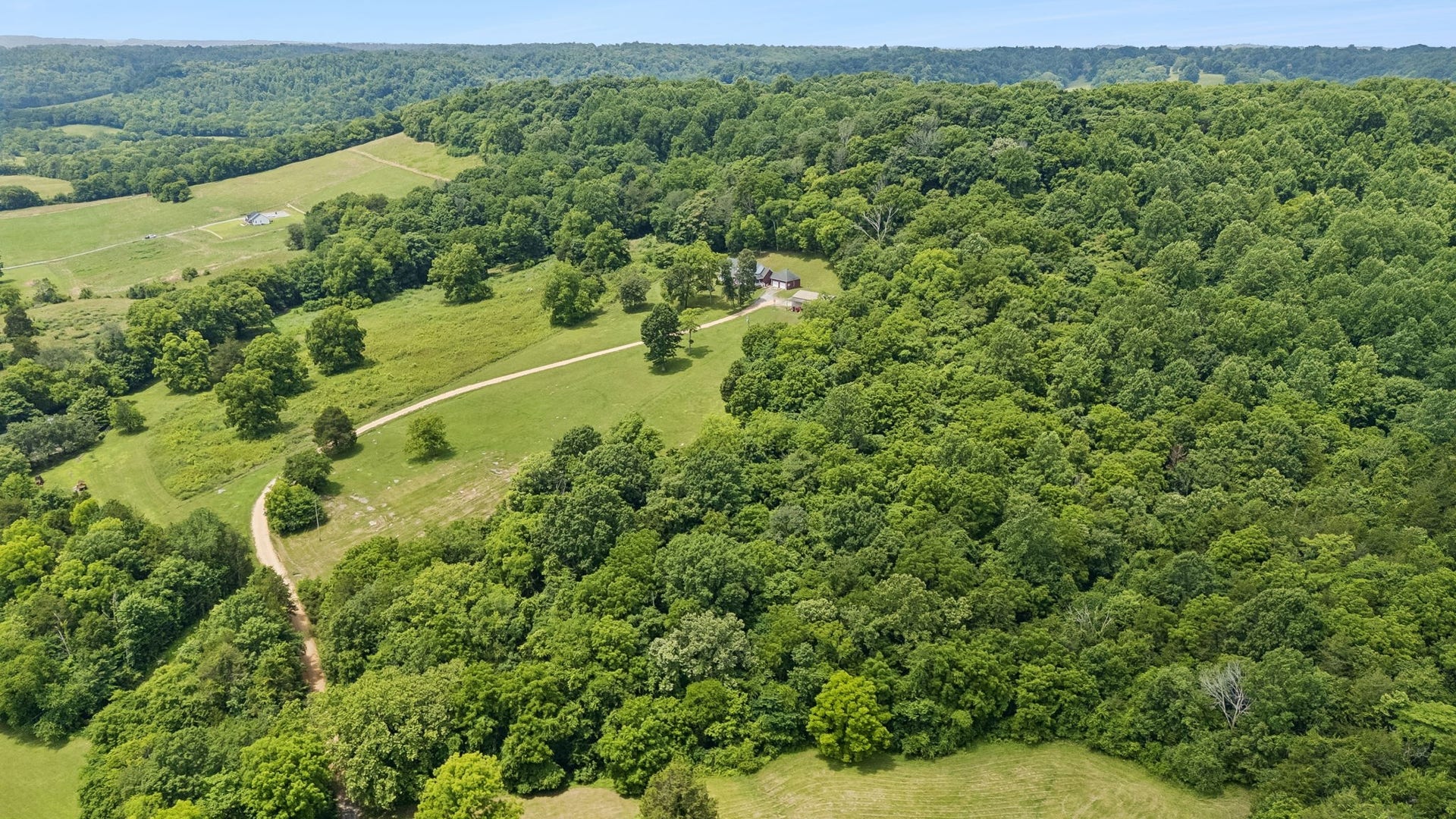 2865 Spring Place Rd, Belfast, TN 37019 2865 Spring Place Rd, Belfast, TN 37019