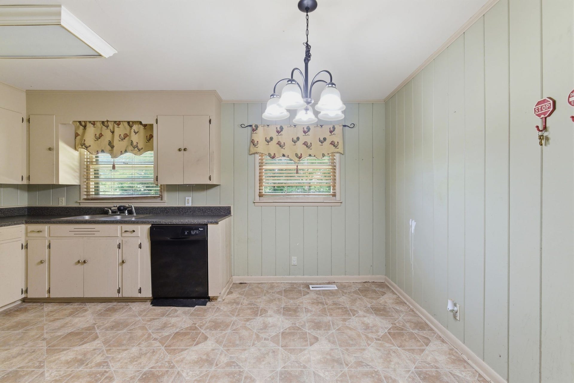 106 Burrum Dr, Shelbyville, TN 37160 106 Burrum Dr, Shelbyville, TN 37160