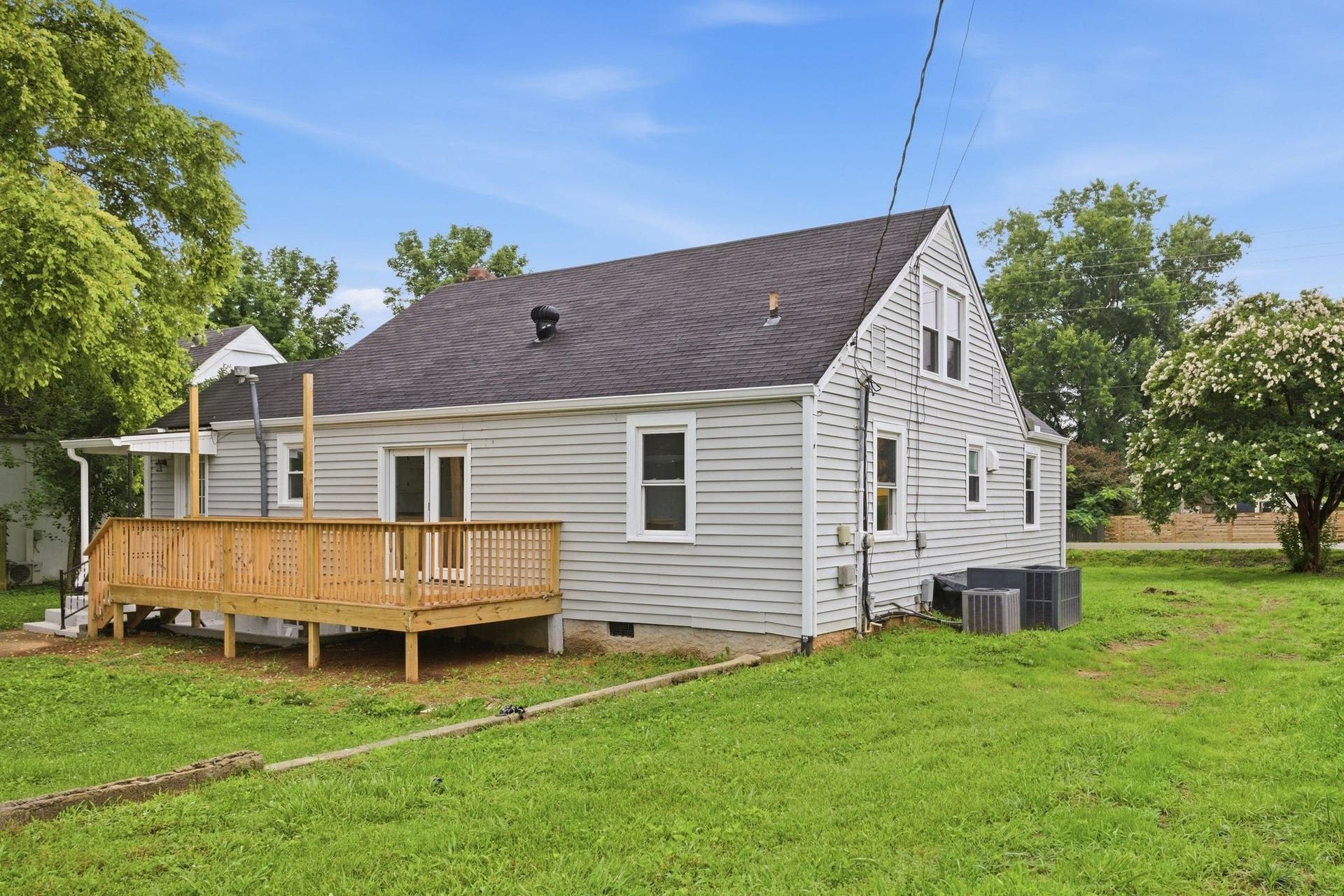 406 Pickens Ln, Columbia, TN 38401