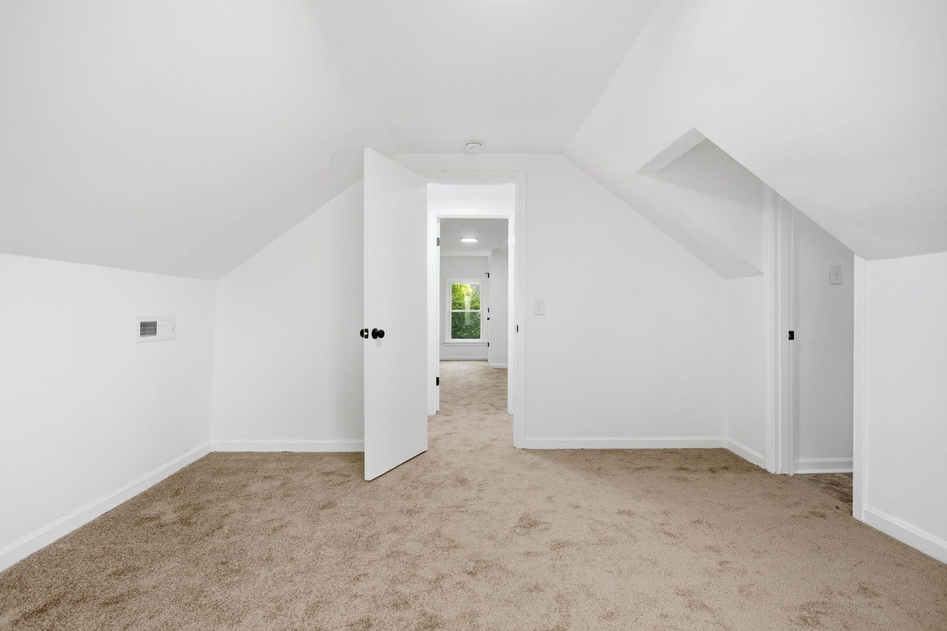 406 Pickens Ln, Columbia, TN 38401