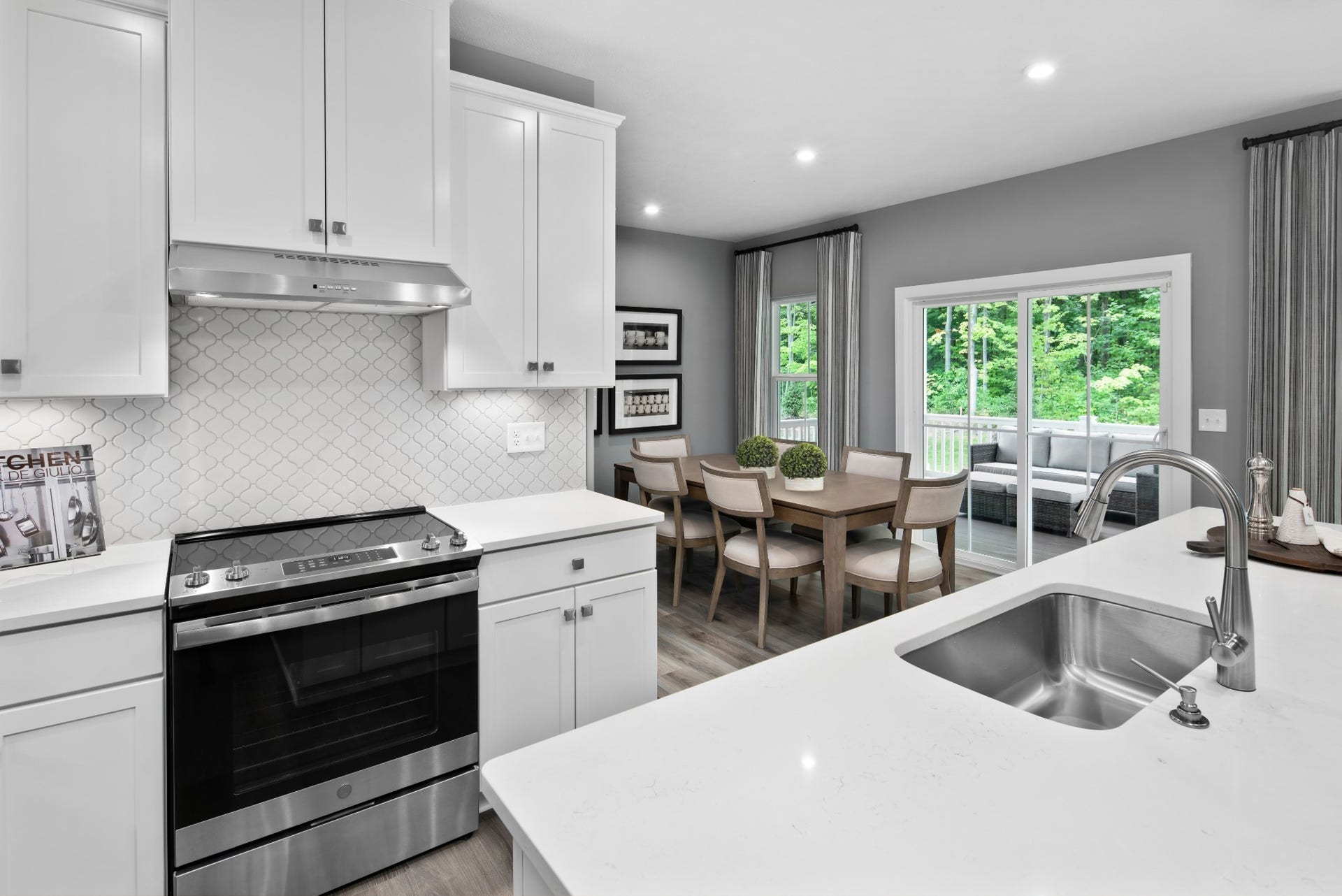 1109 Hamlet Dr, Murfreesboro, TN 37128 1109 Hamlet Dr, Murfreesboro, TN 37128