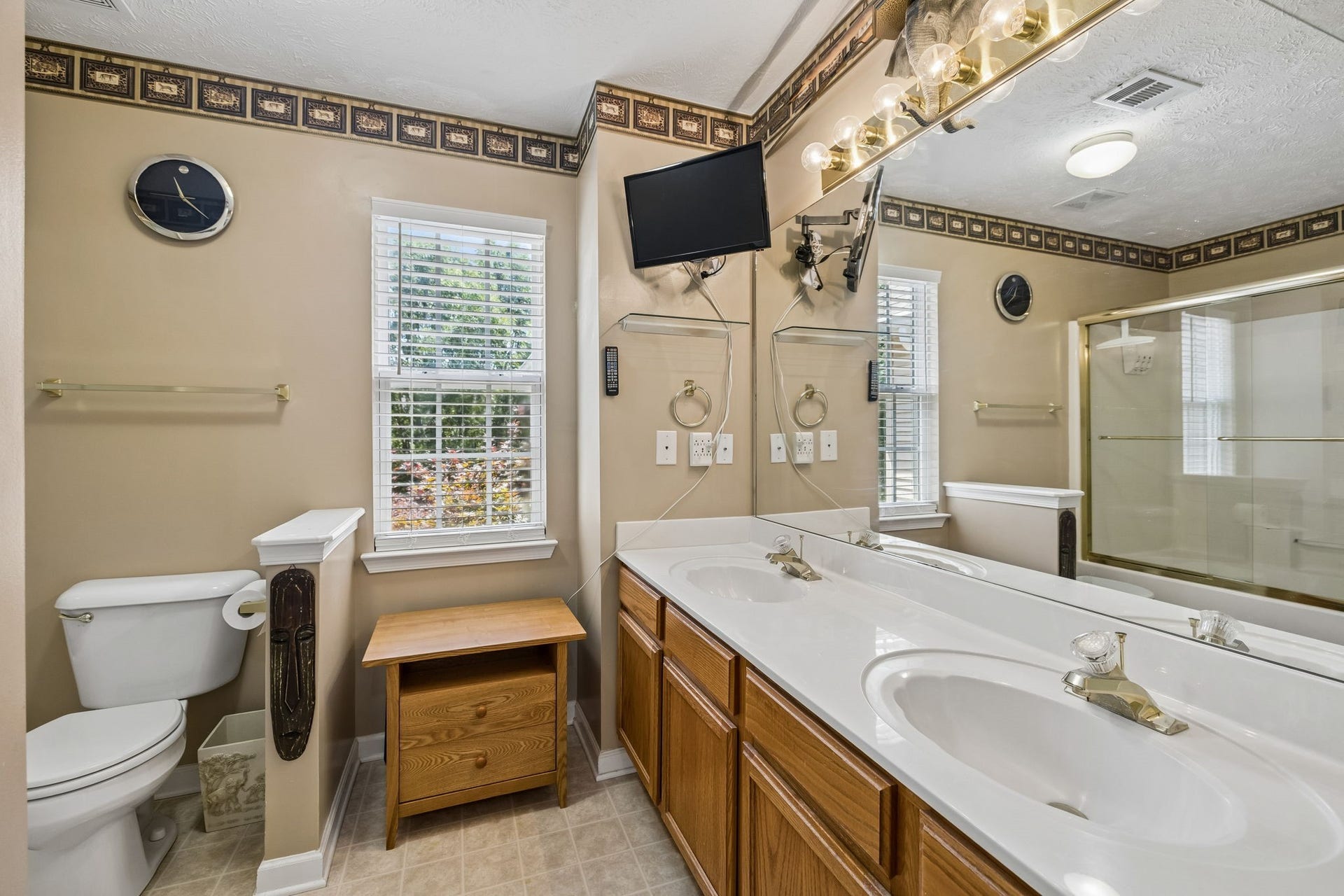 2030 Nashboro Blvd, Nashville, TN 37217 Primary Bathroom