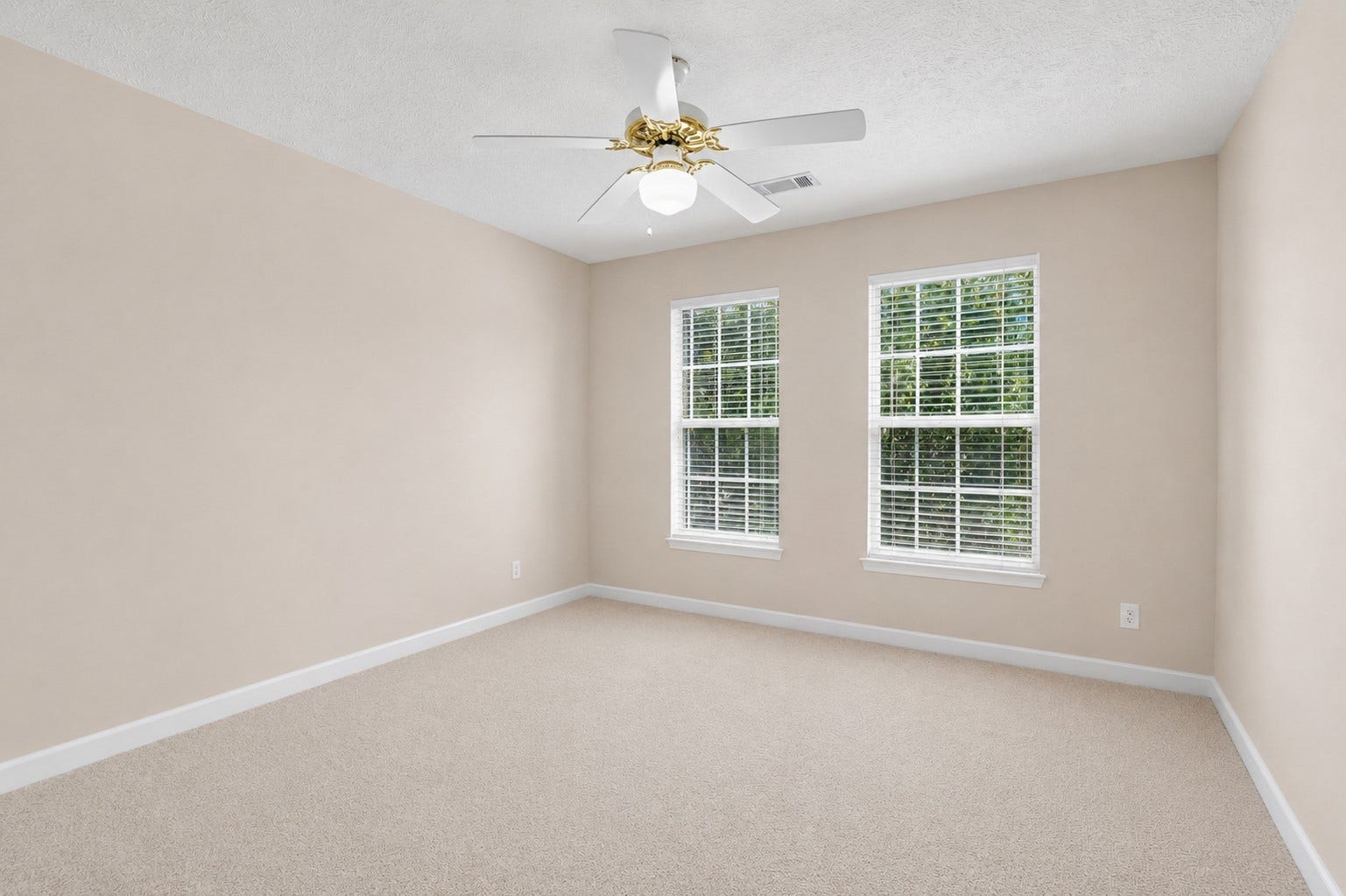 2030 Nashboro Blvd, Nashville, TN 37217 Enhanced/Virtually Staged Photo