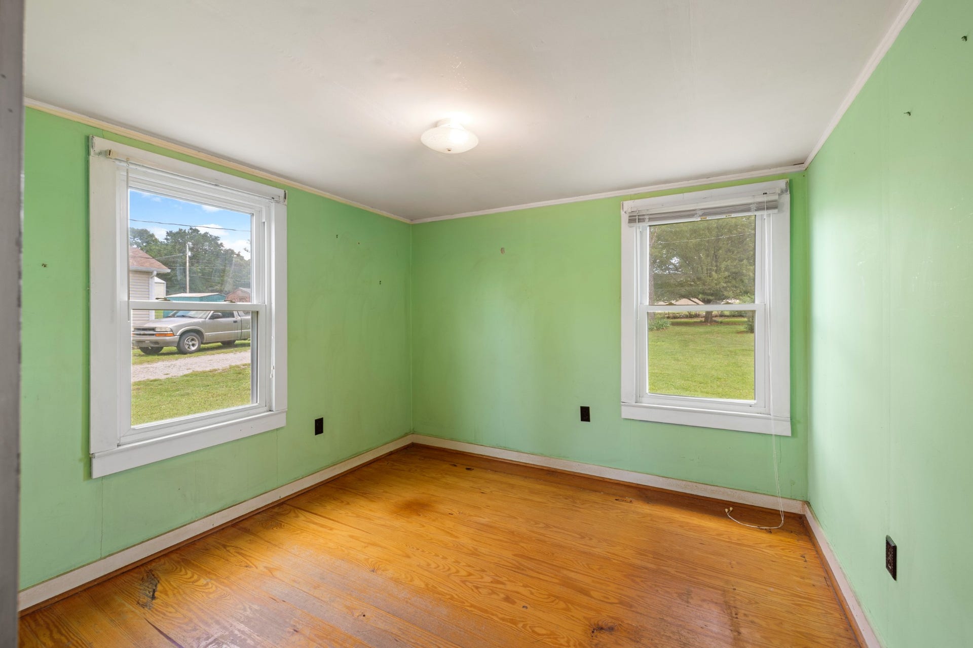 1824 Harriet St, Lewisburg, TN 37091 Third bedroom