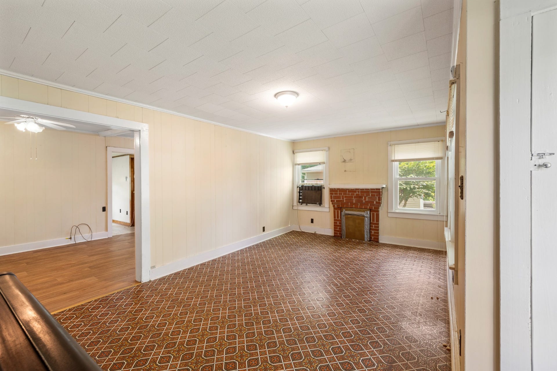 1824 Harriet St, Lewisburg, TN 37091 Living Room